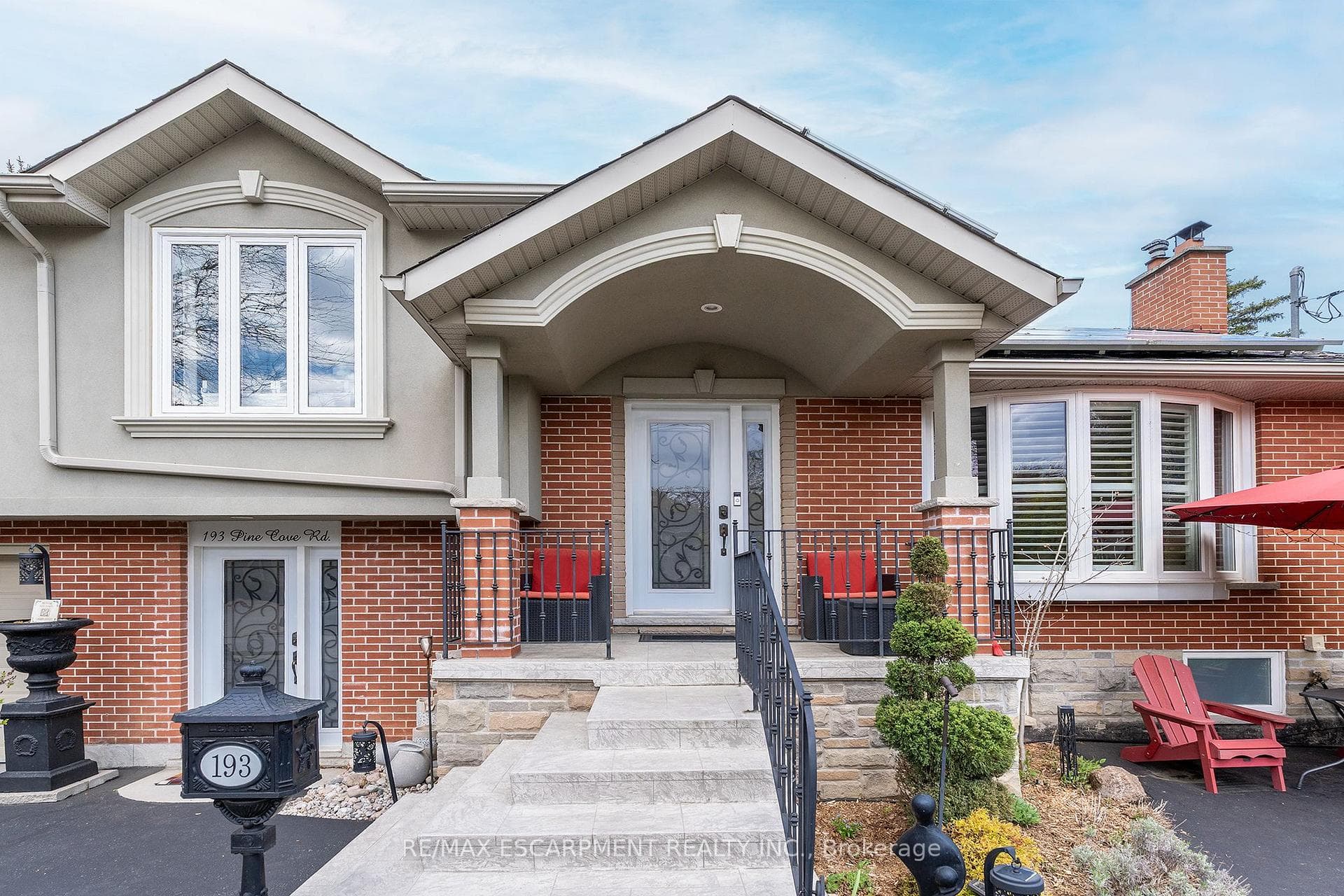 193 Pine Cove Road - Detached photo 2 of 43 in Burlington, Ontario