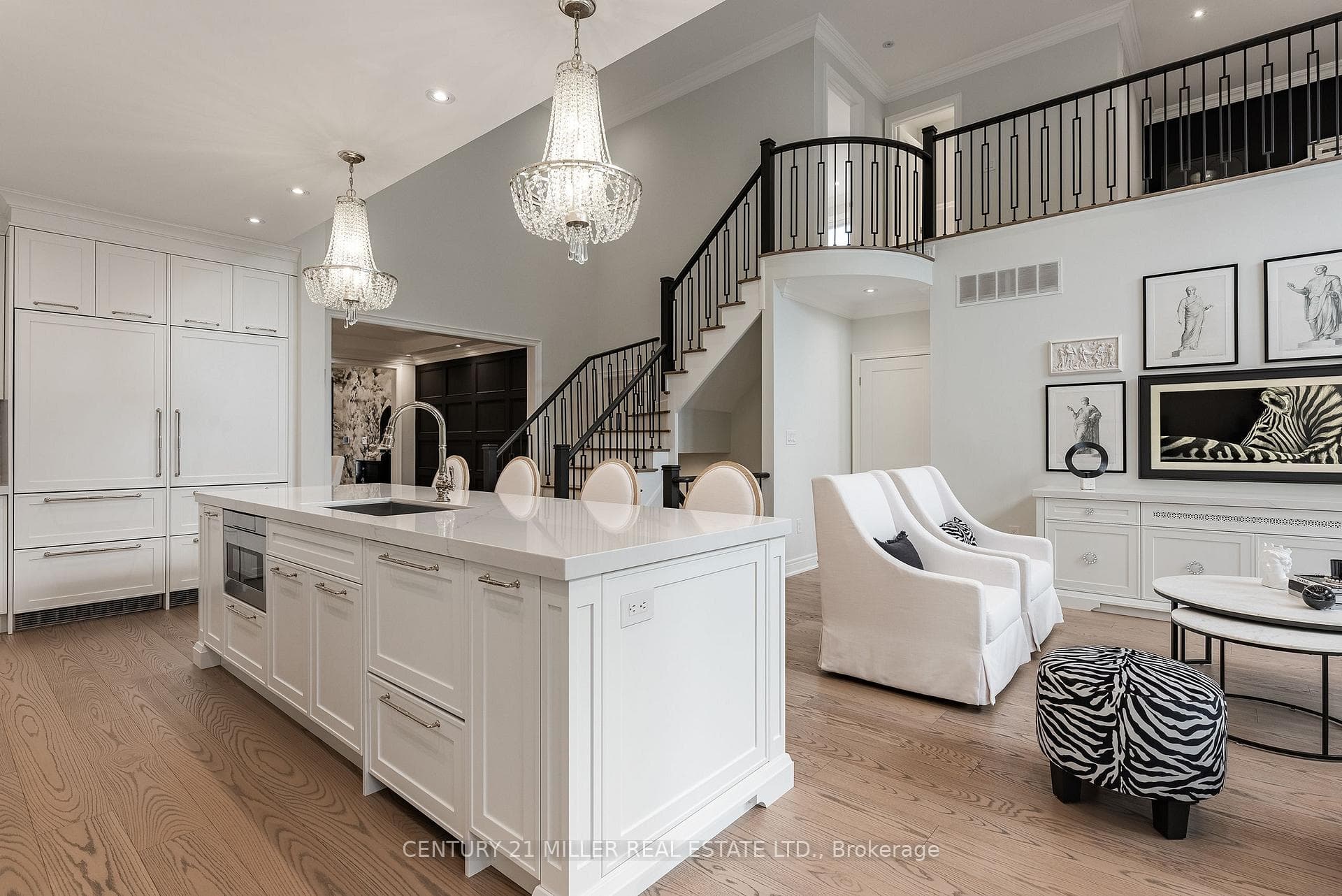 2201 Rochester Circle - Detached photo 12 of 47 in Oakville, Ontario
