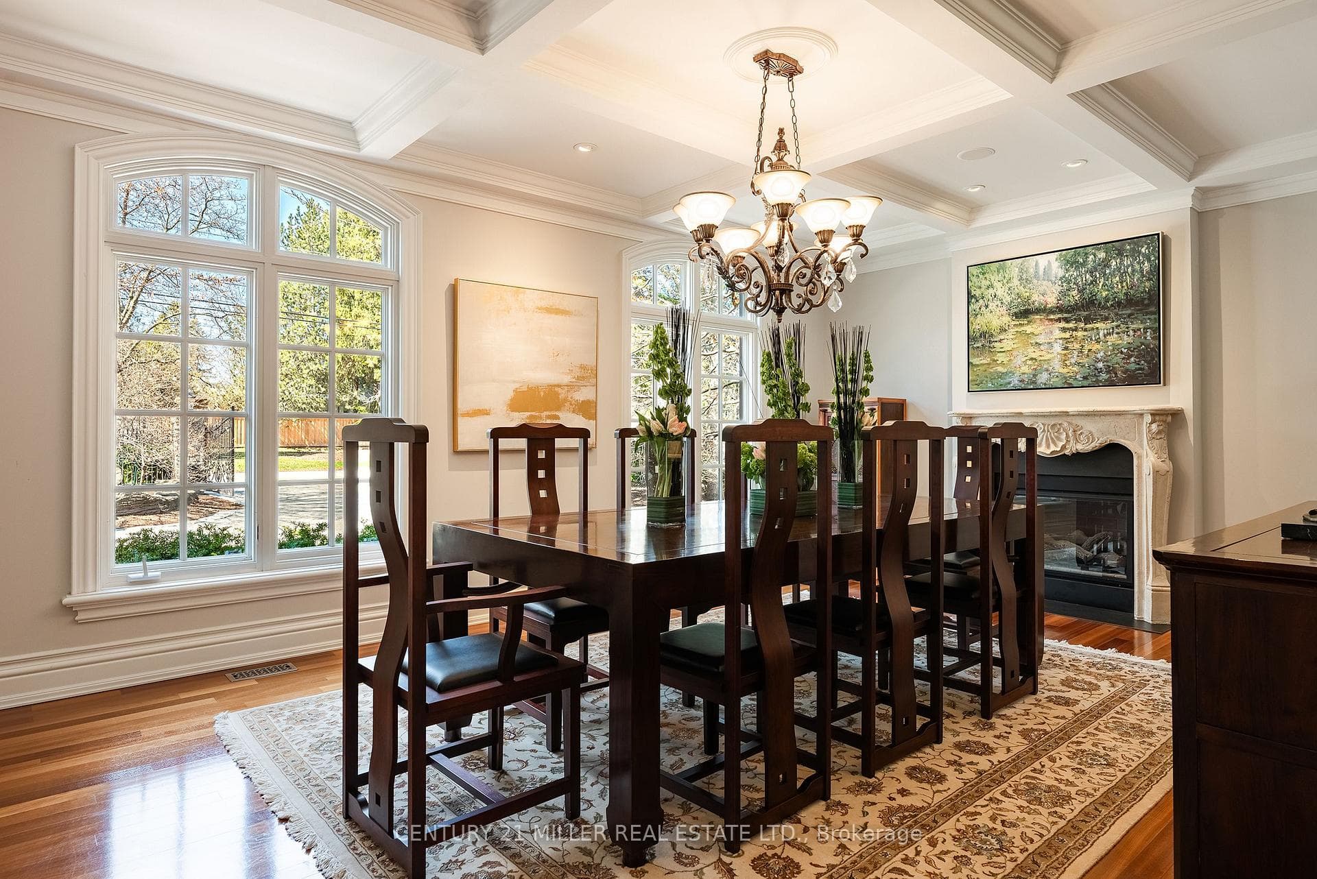 2096 Lakeshore Road - Detached photo 6 of 48 in Oakville, Ontario
