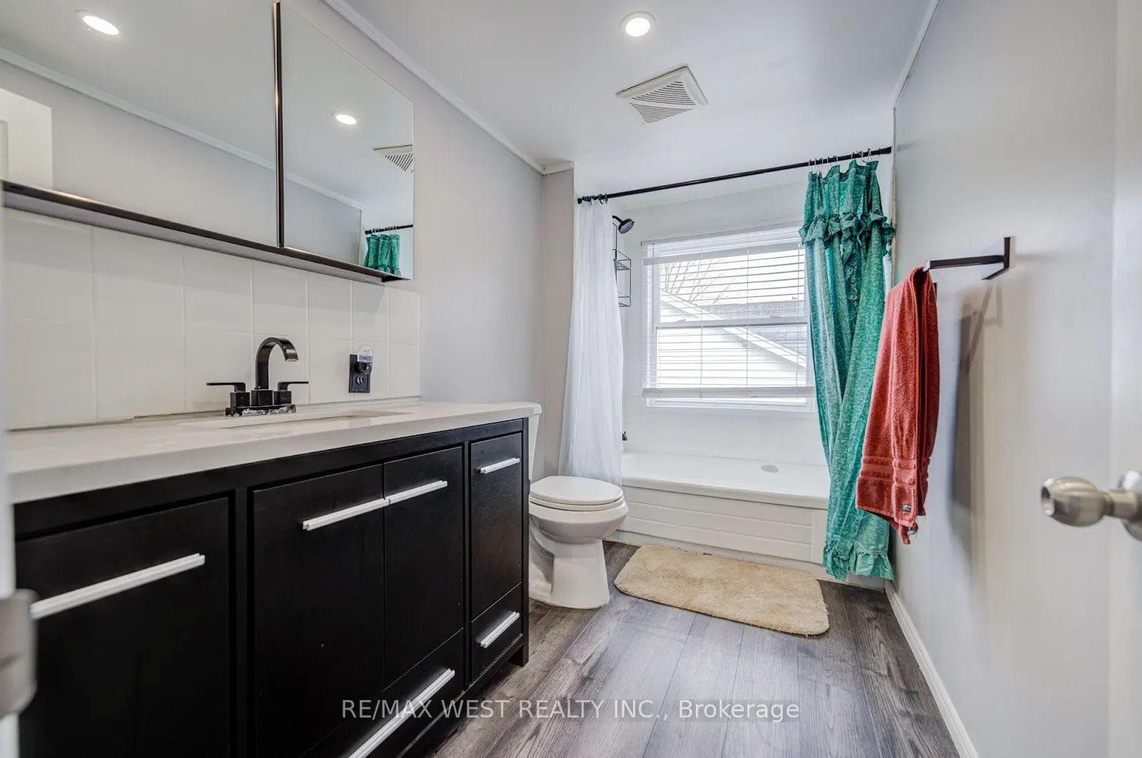 326 Queen Street - Detached photo 18 of 27 in Mississauga, Ontario
