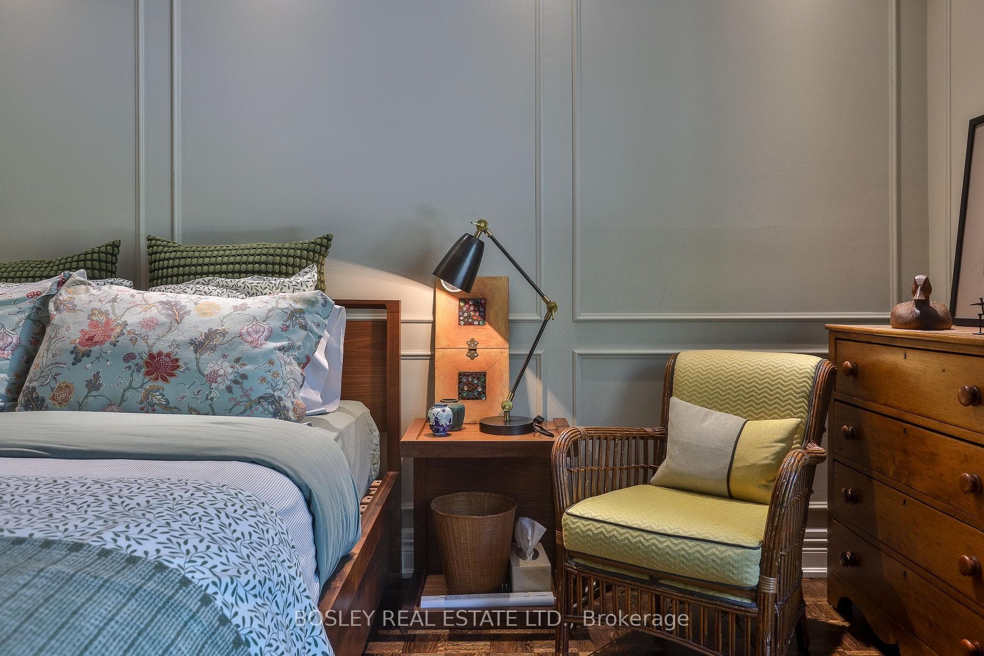 63 St Clair Avenue Unit 306 - Condo photo 15 of 34 in Annex / Yorkville / Summerhill, Ontario