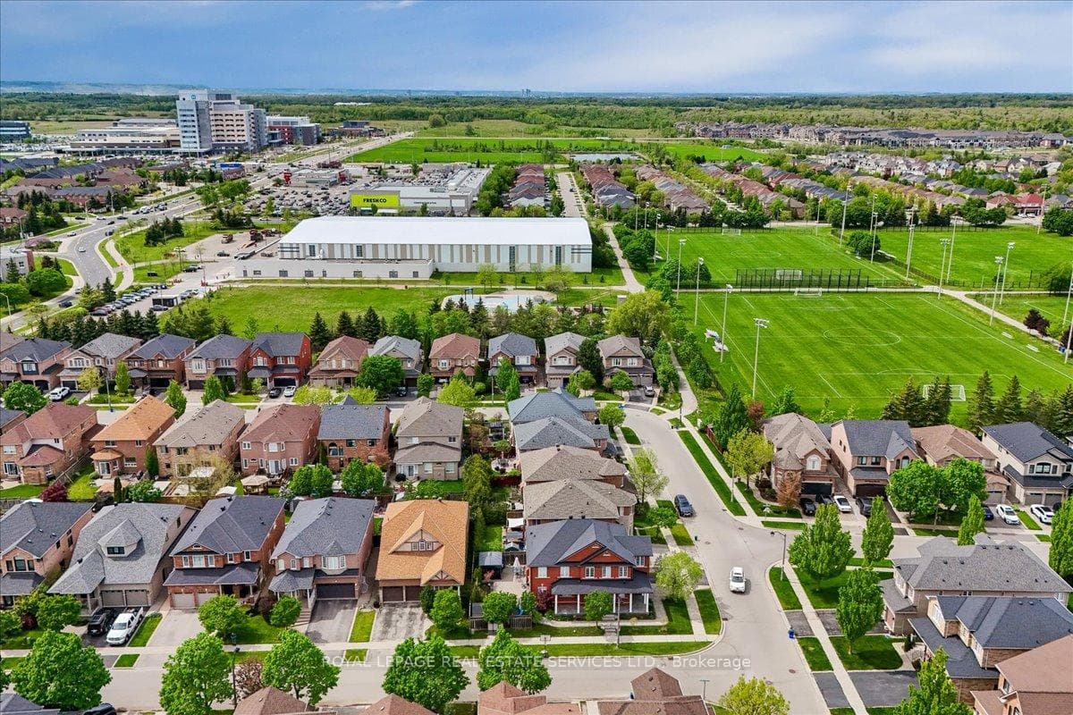 1493 Derby County Crescent - Detached photo 43 of 43 in Oakville, Ontario