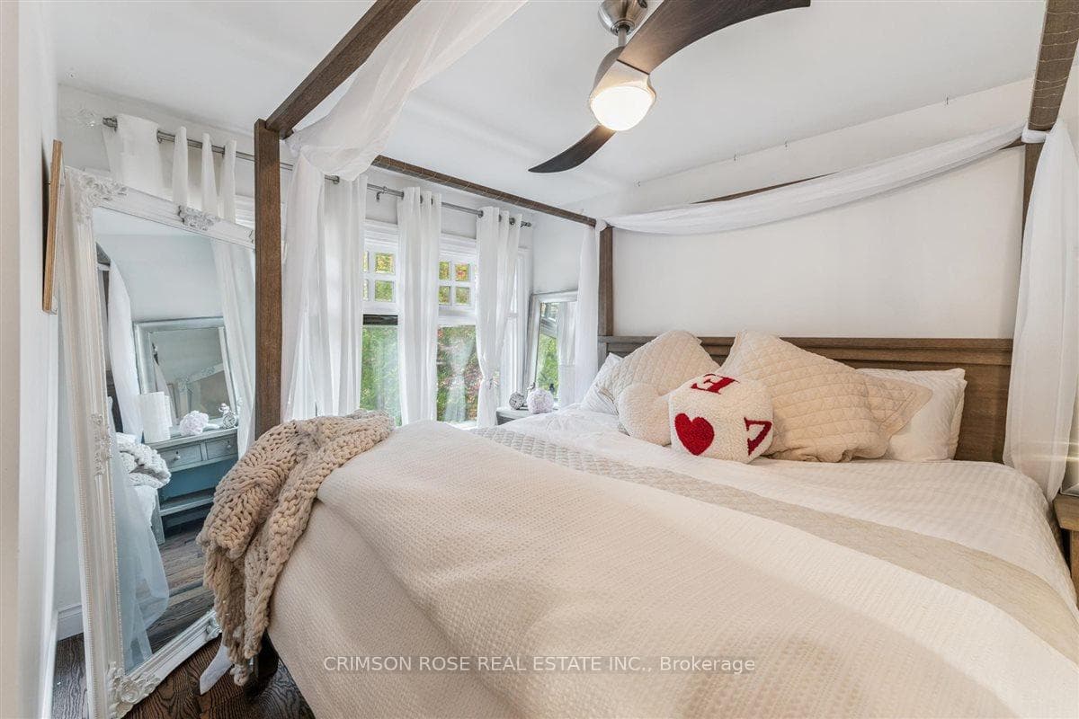 89 Holyrood Avenue - Detached photo 13 of 34 in Oakville, Ontario