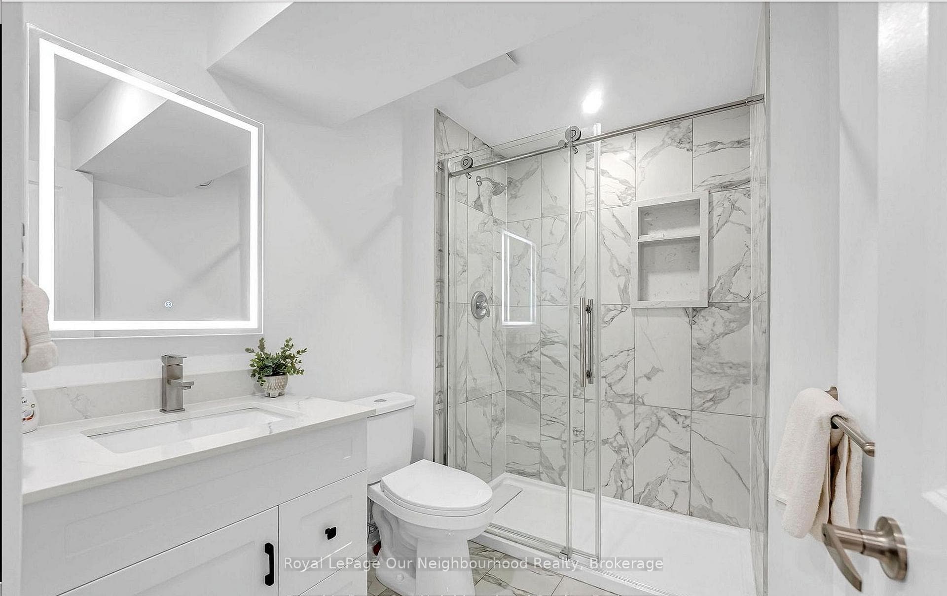 4689 Leanna Heights Road - Detached photo 32 of 39 in Burlington, Ontario