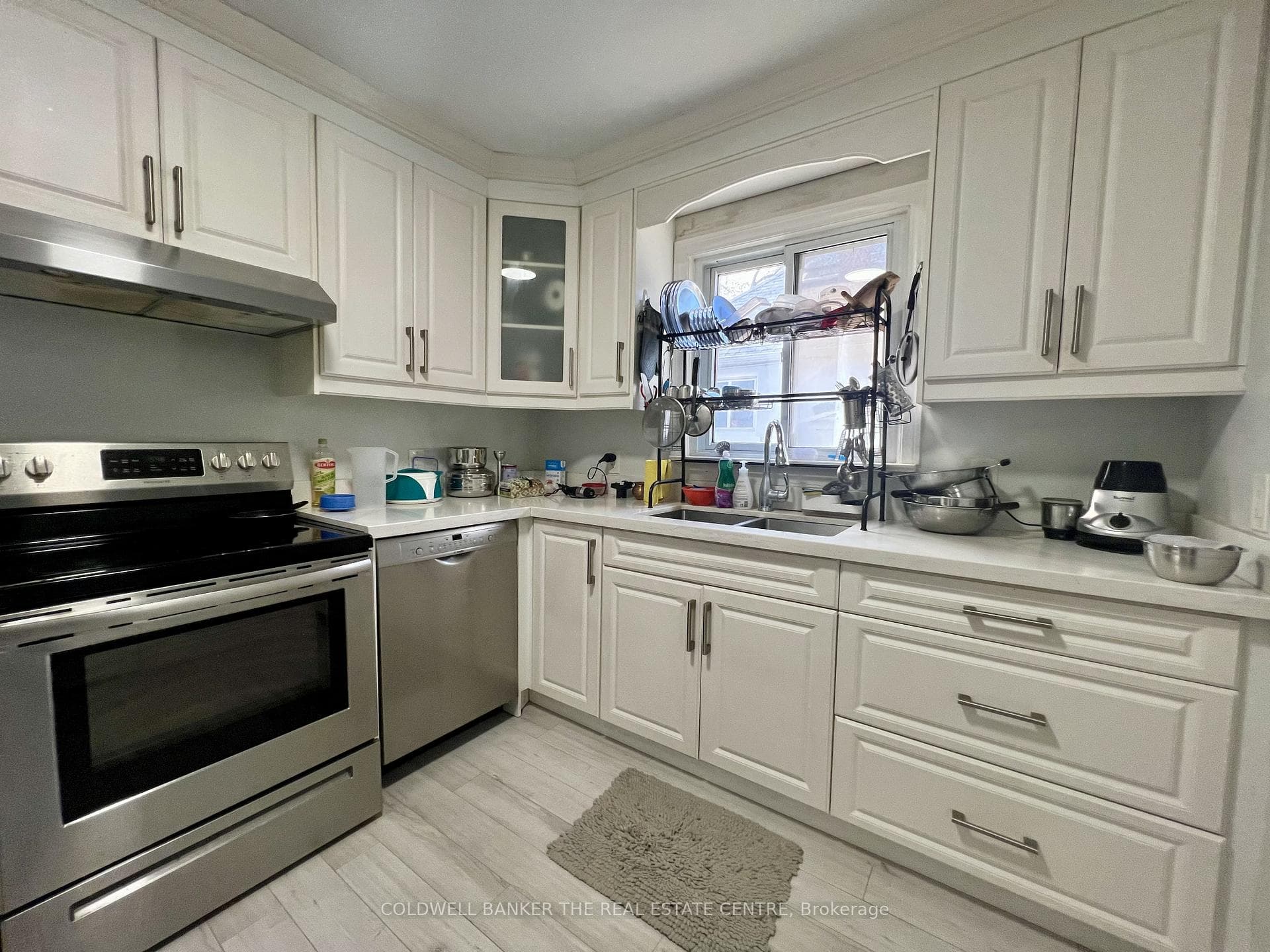 31 Sharpe Street Unit Upper - Detached photo 7 of 17 in Birch Cliff / Cliffside, Ontario