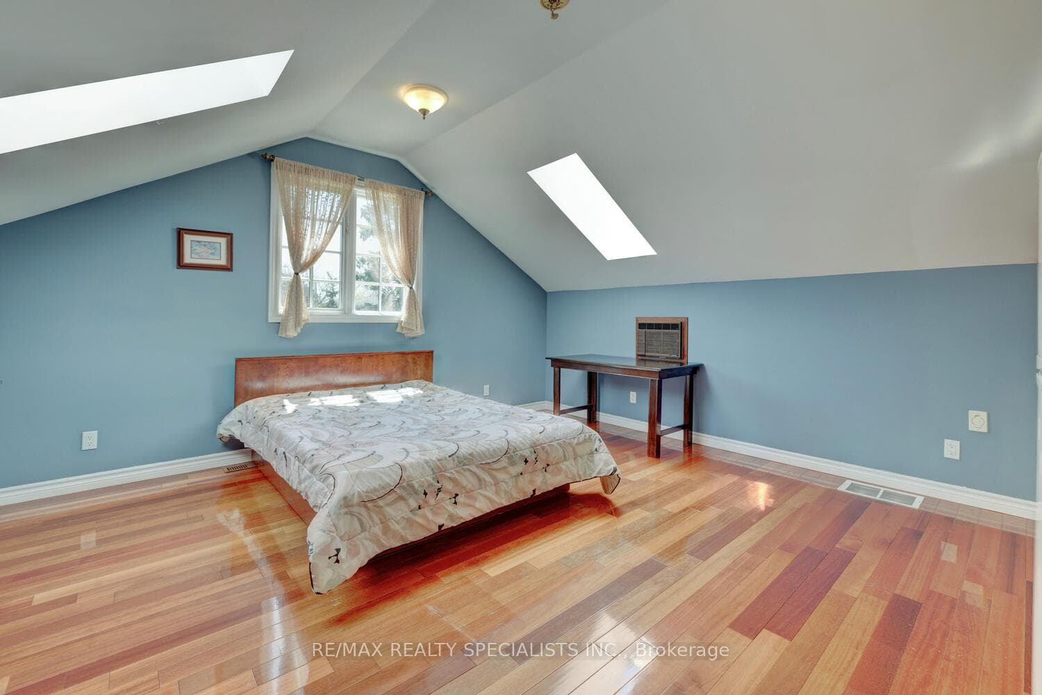 2141 Fowler Lane - Detached photo 27 of 44 in Mississauga, Ontario