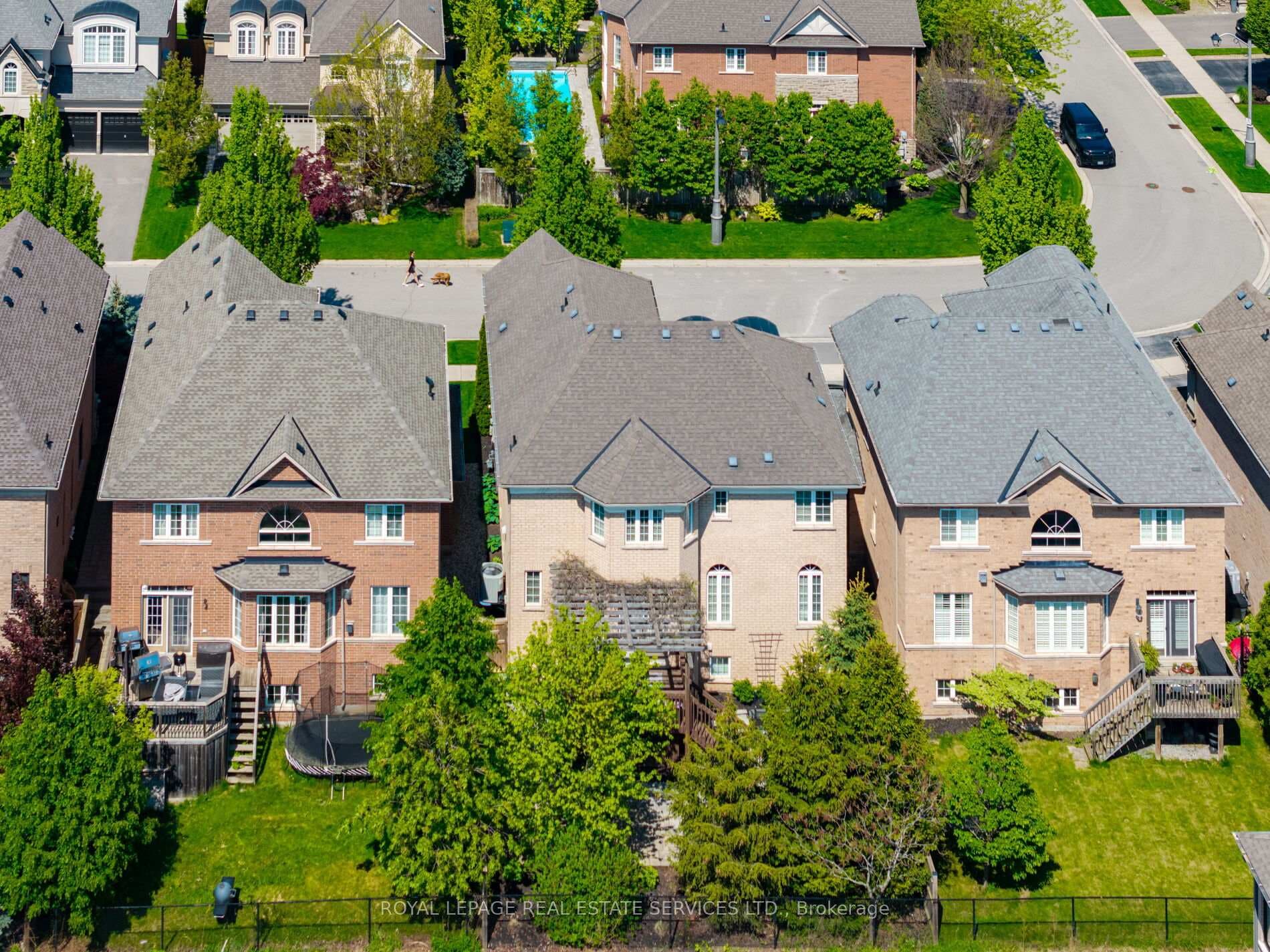 147 Innville Crescent - Detached photo 45 of 47 in Oakville, Ontario