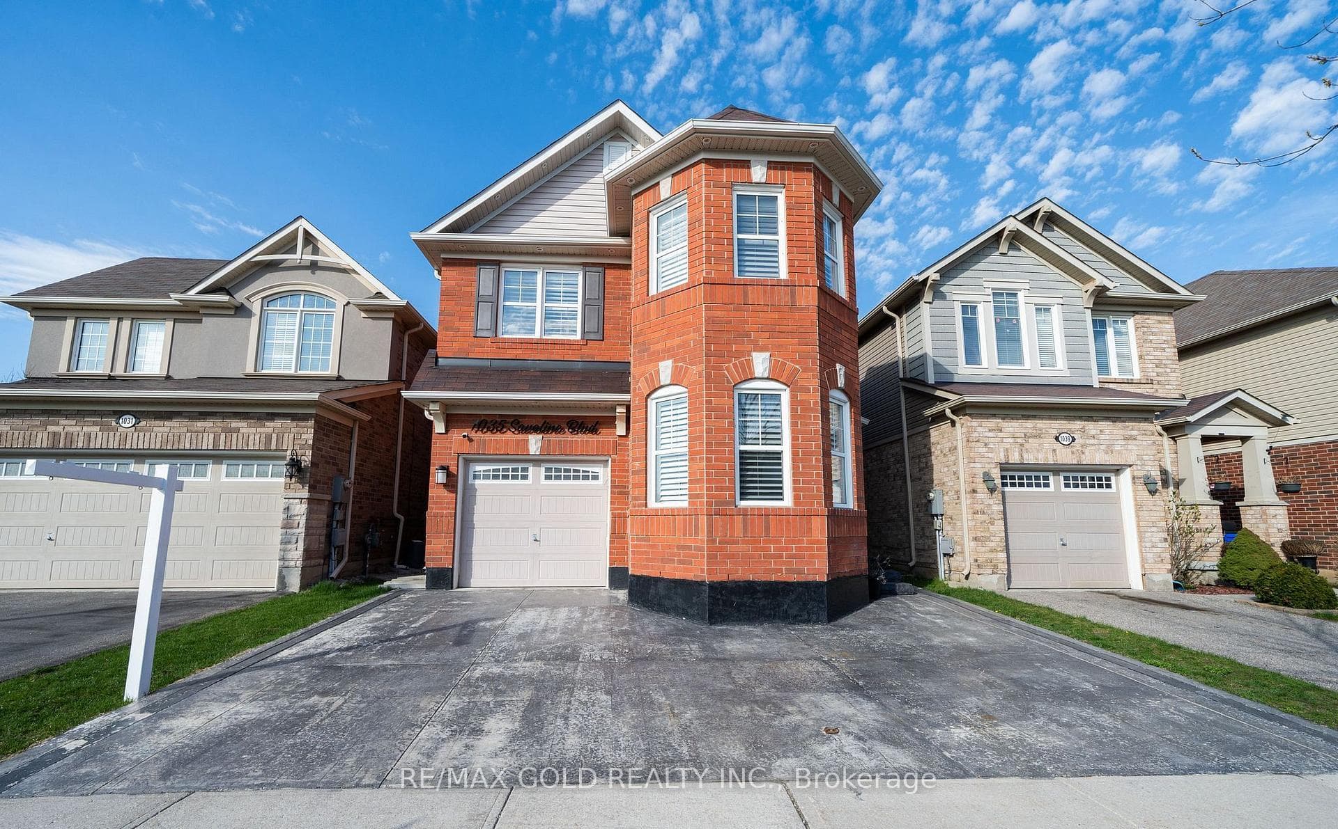 1035 SAVOLINE Boulevard - home for sale in Milton, Ontario