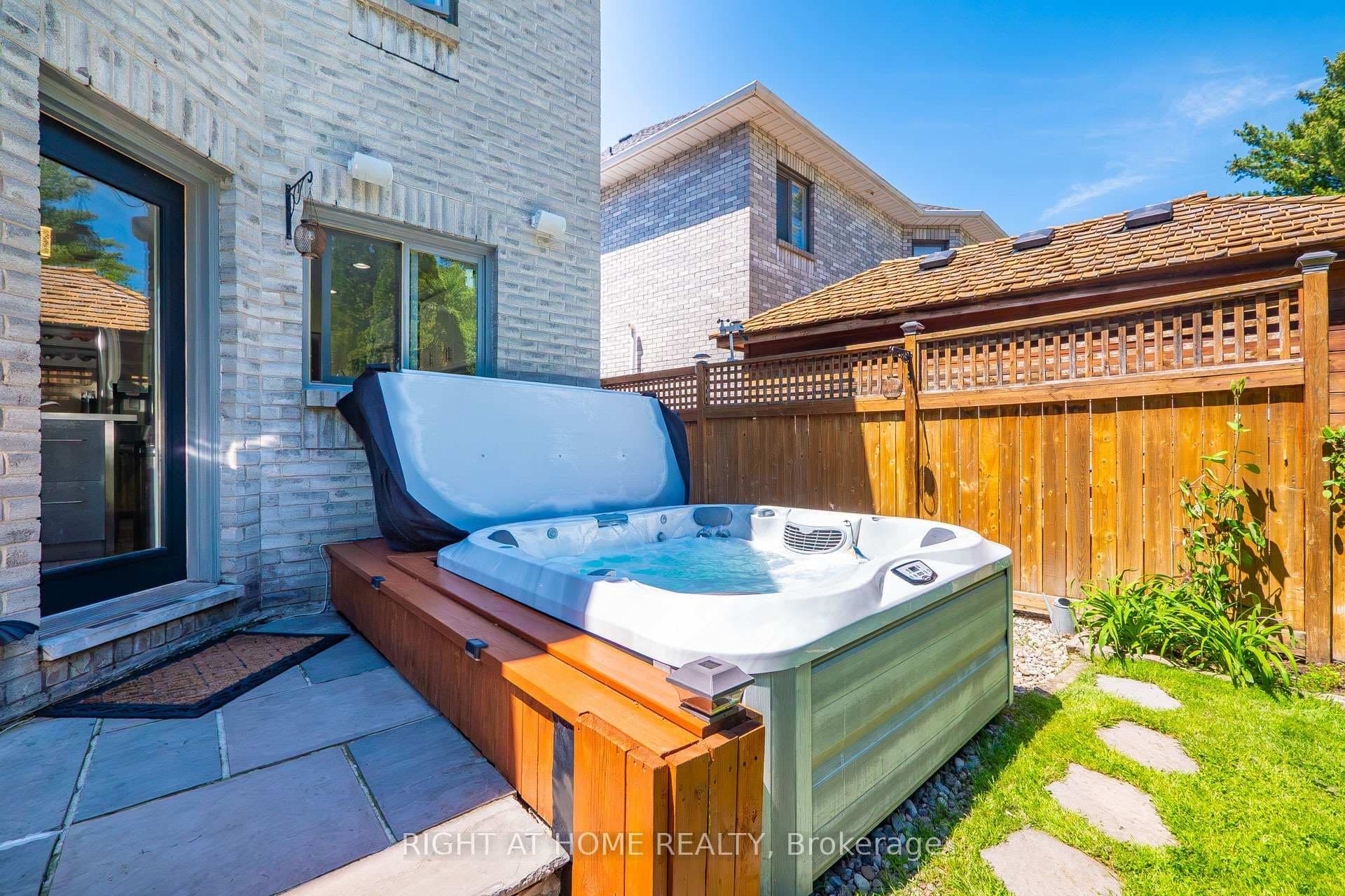 2005 Oak Springs Road - Detached photo 44 of 50 in Oakville, Ontario