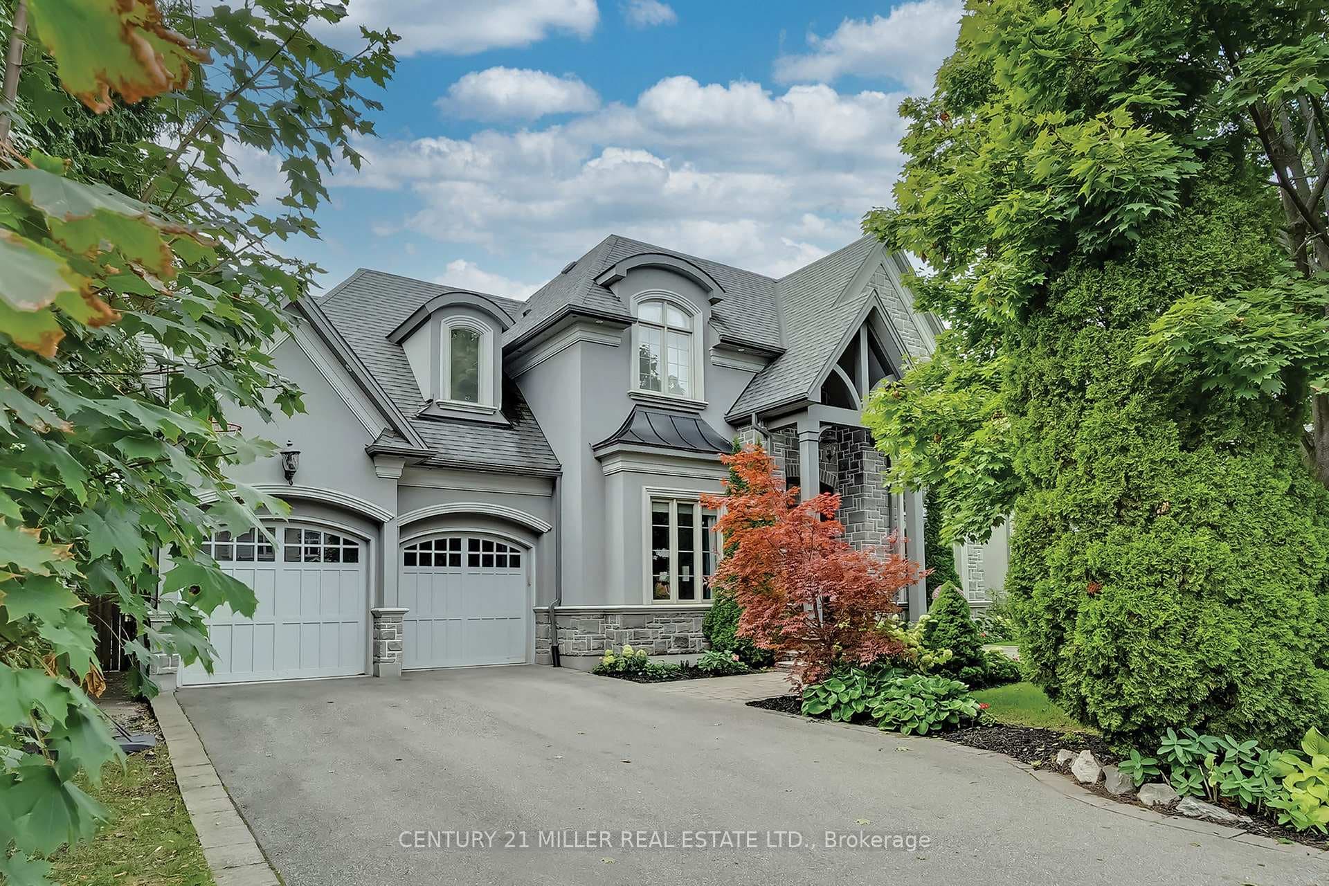 594 Maplehurst Avenue - Detached for sale in Old Oakville, Ontario