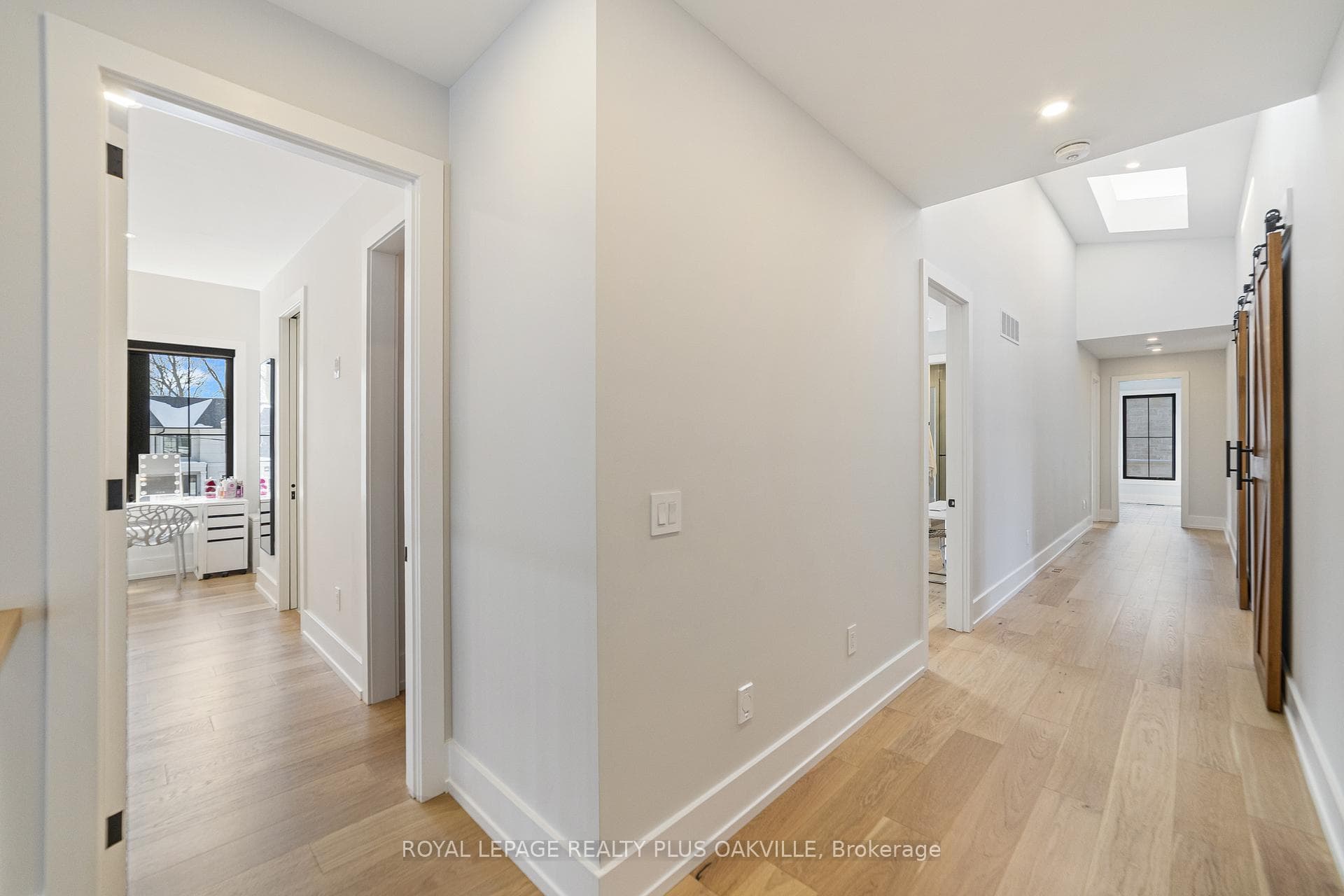 2057 Salvator Boulevard - Detached photo 22 of 50 in Oakville, Ontario
