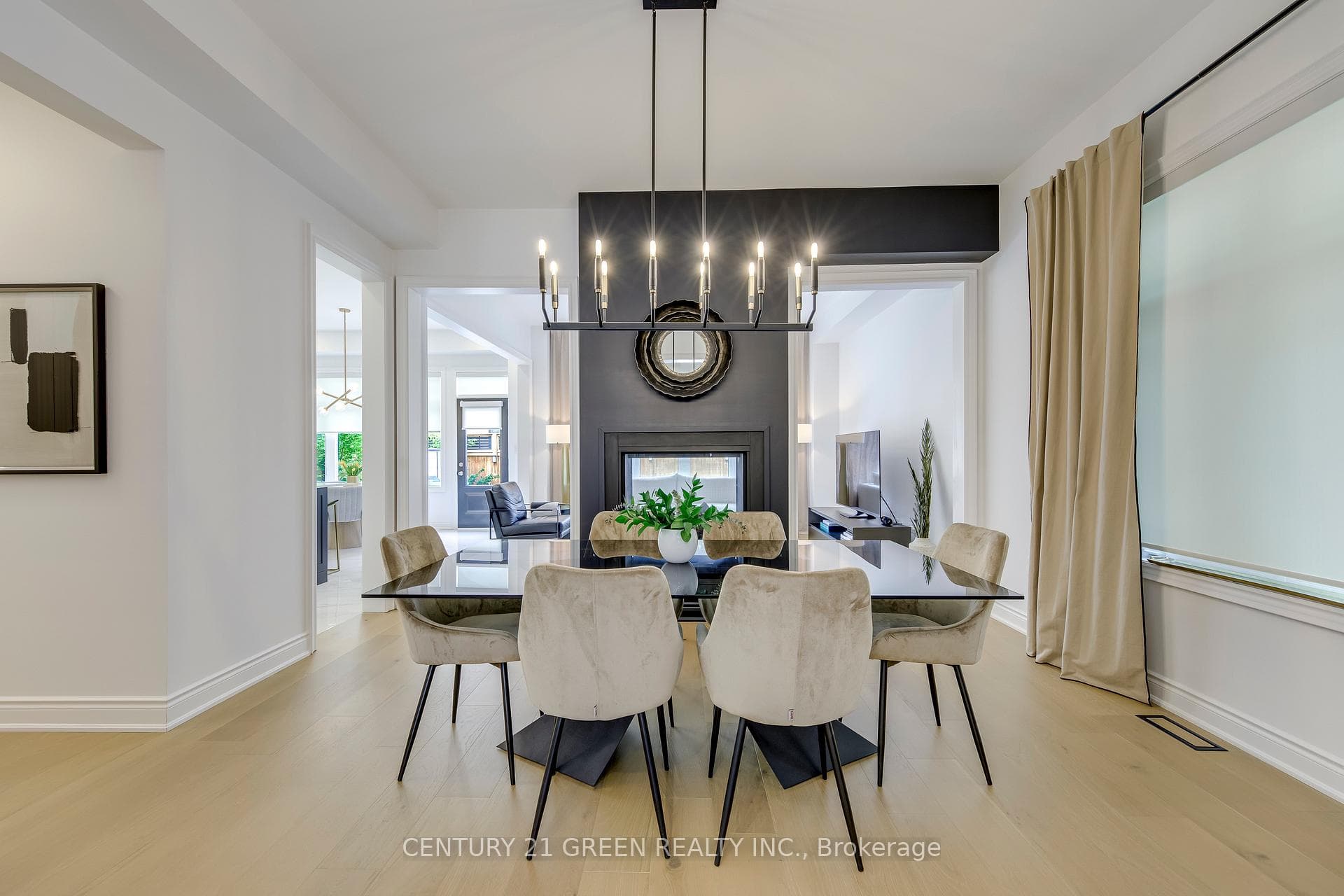 1290 Felicity Gardens - Detached photo 11 of 50 in Oakville, Ontario