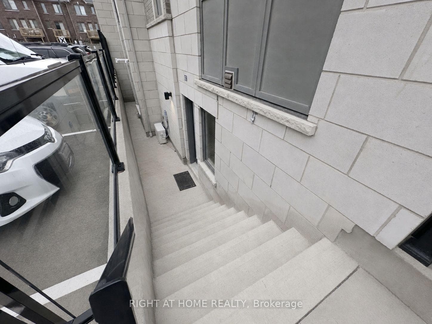50 Halliford Place Unit 602 - Condo photo 2 of 18 in Brampton, Ontario