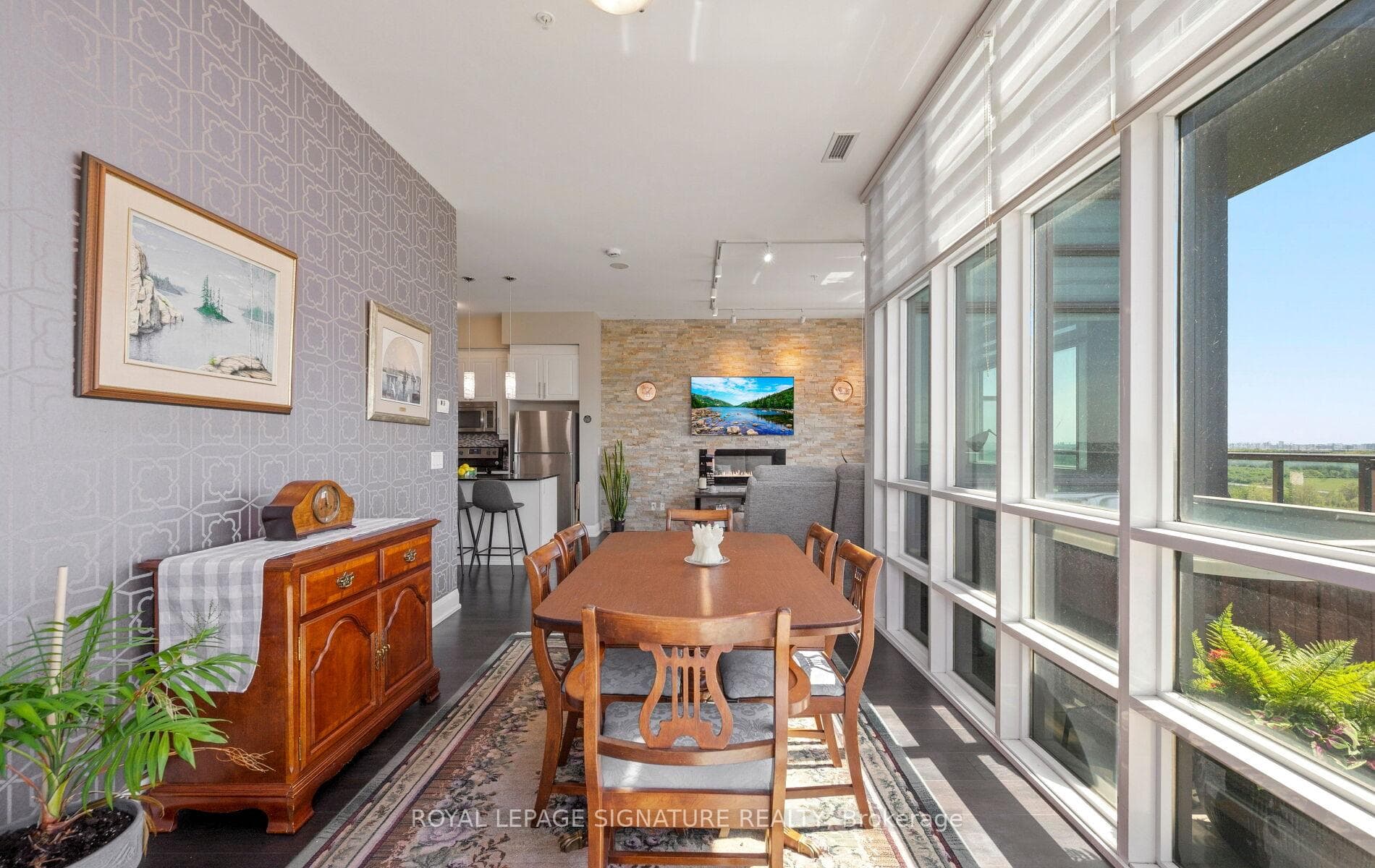 55 Yorkland Boulevard Unit PH1202 - Condo photo 19 of 50 in Brampton, Ontario