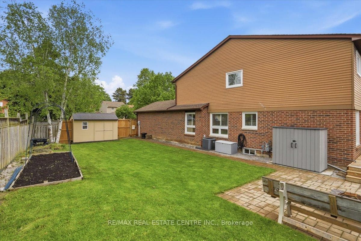315 Woodlawn Crescent - Detached photo 46 of 47 in Milton, Ontario