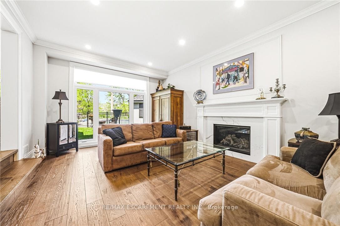 33 Golfview Crescent - Detached photo 12 of 50 in Hamilton, Ontario
