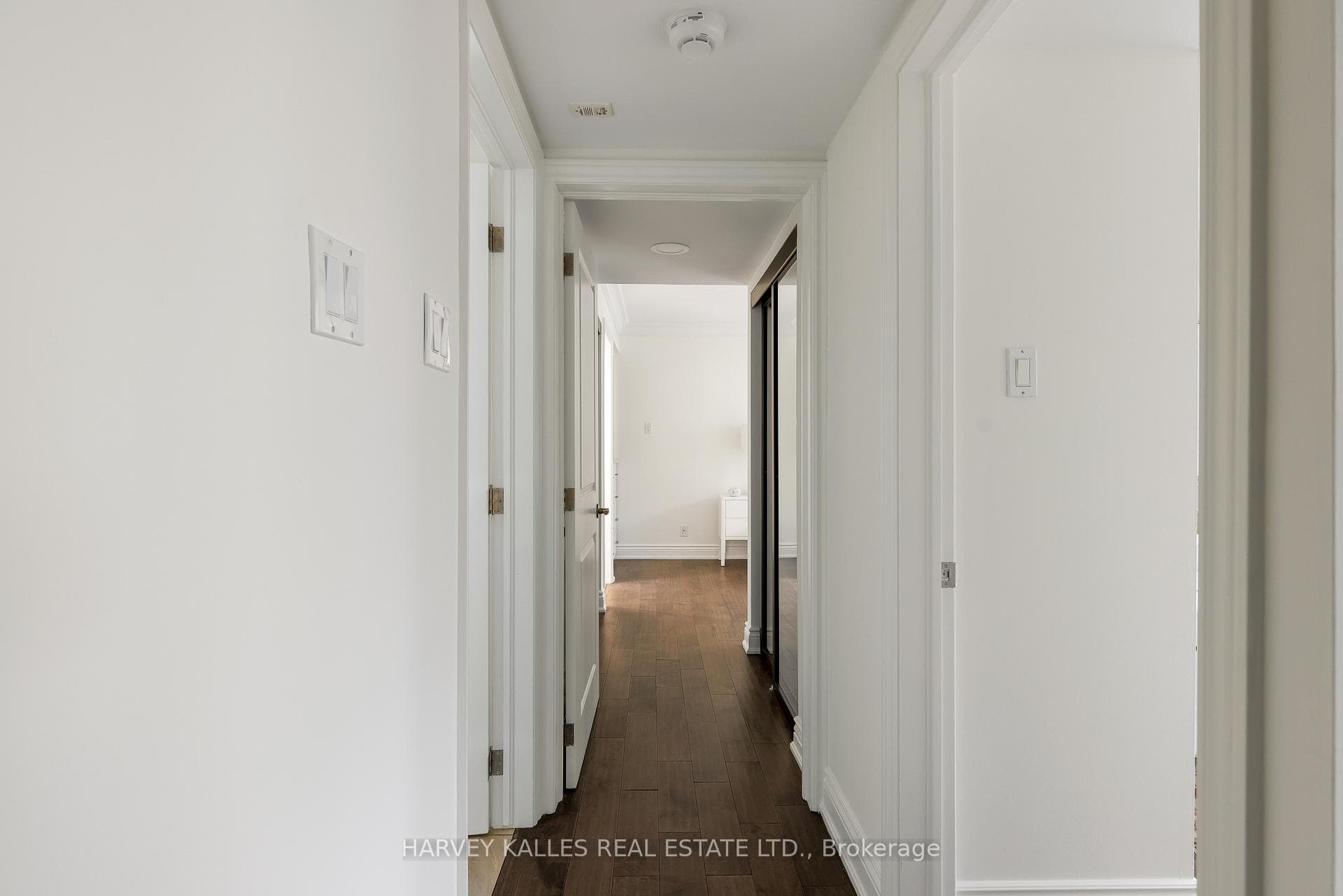 447 Walmer Road Unit 307 - Condo photo 17 of 28 in Forest Hill / Deer Park, Ontario