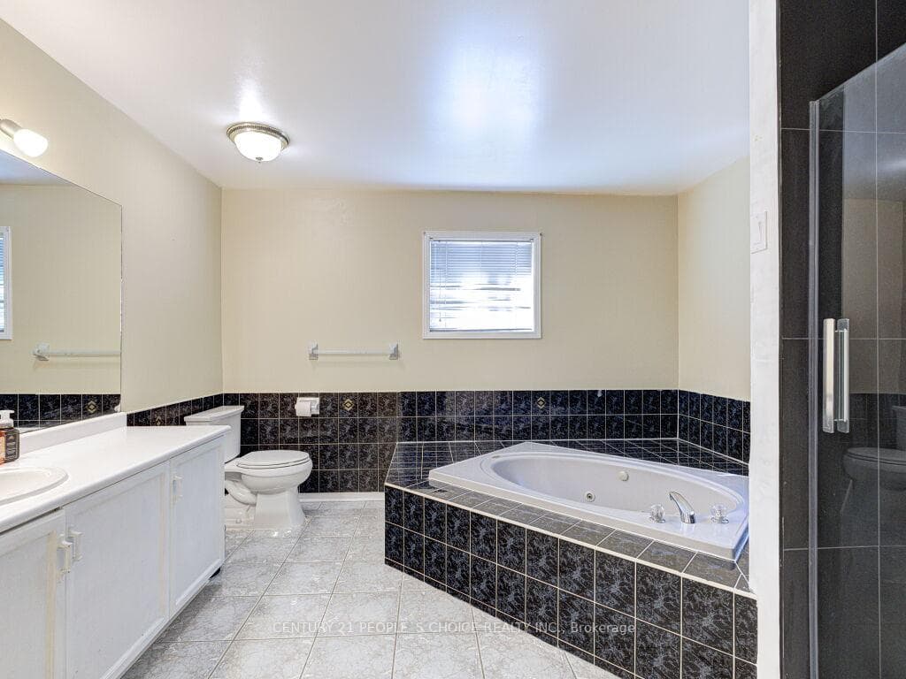 5965 River Grove Avenue - Detached photo 26 of 50 in Mississauga, Ontario