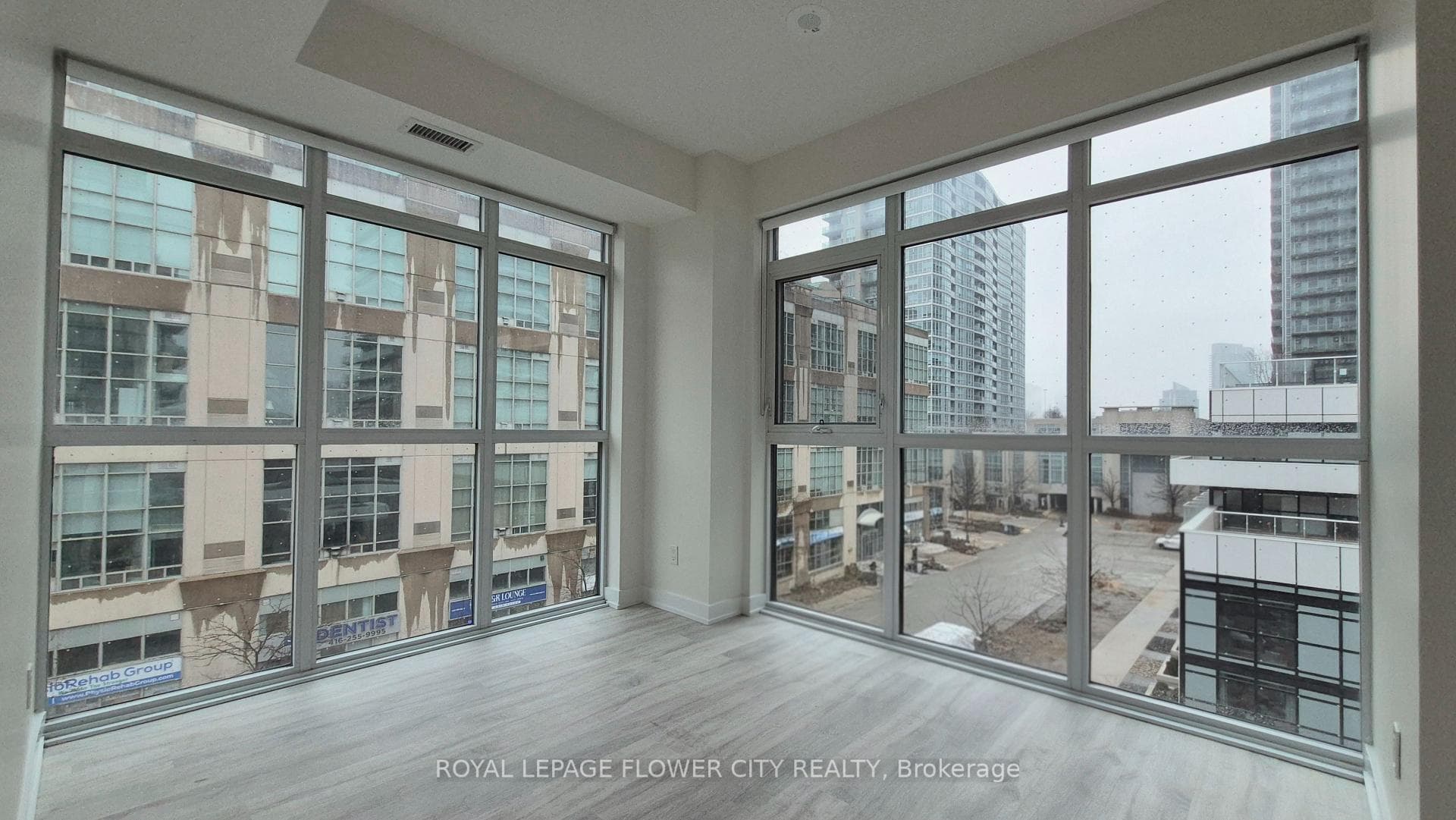 251 Manitoba Street Unit 432 - Condo photo 1 of 16 in Liberty Village / Parkdale / South Parkdale, Ontario