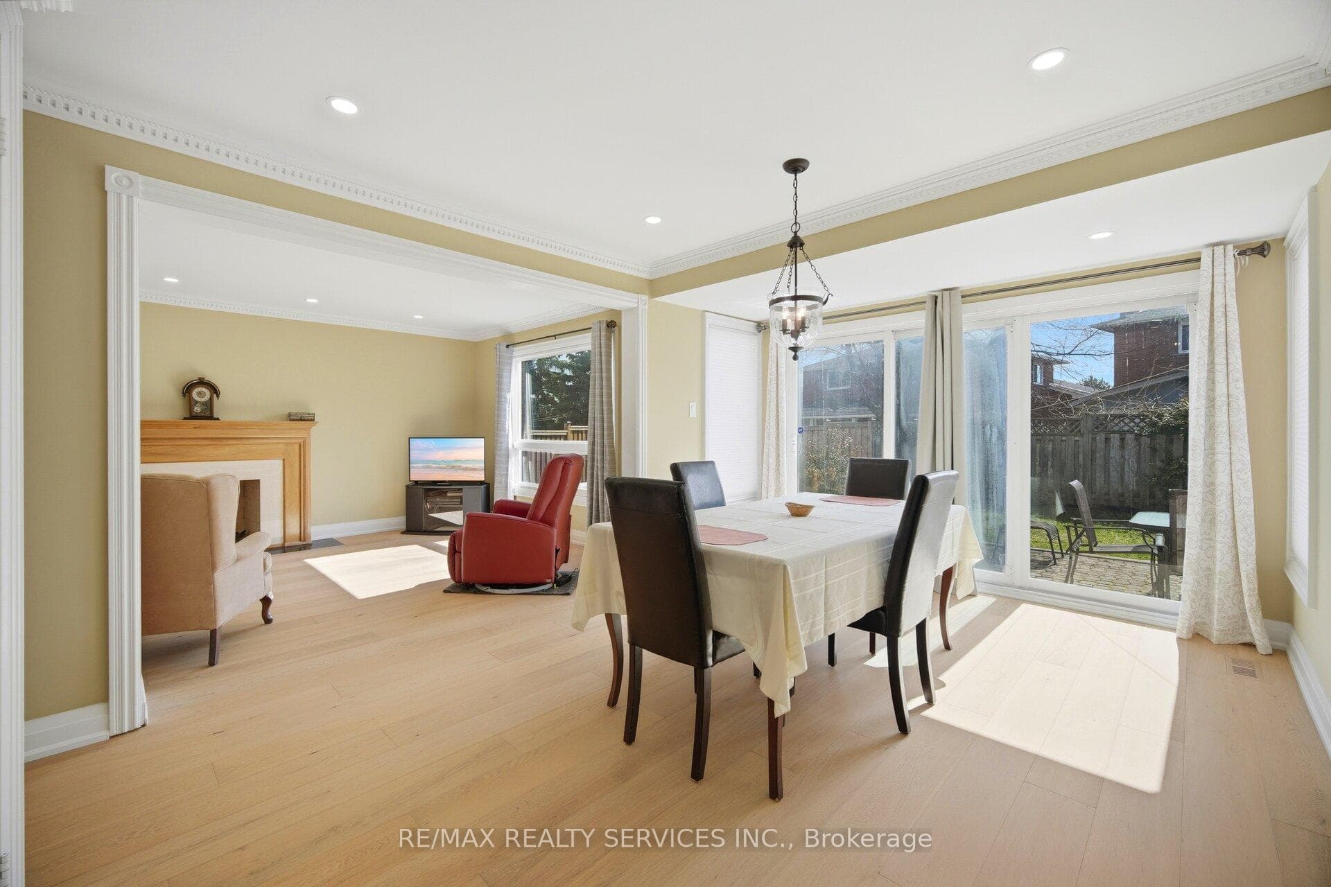 23 Newbury Crescent - Detached photo 15 of 47 in Brampton, Ontario