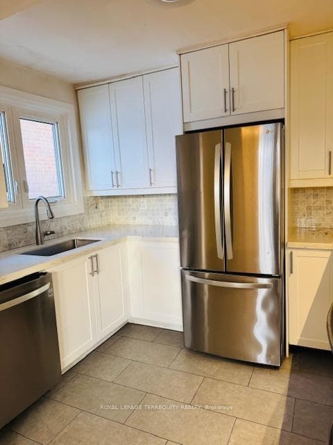 46 Orpington Crescent - Detached photo 6 of 16 in Etobicoke (West Mall / Rexdale), Ontario