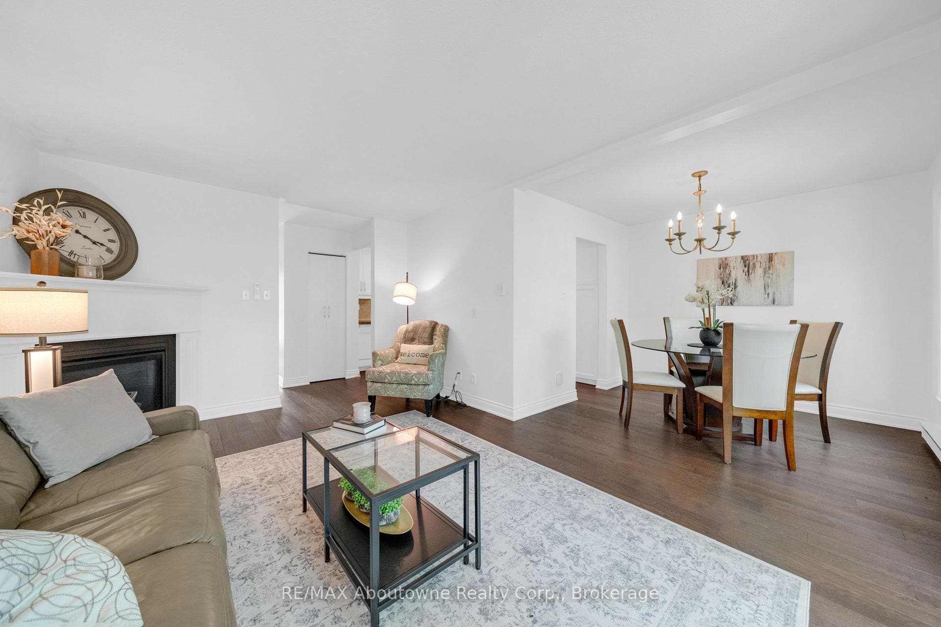 1270 Gainsborough Drive Unit 35 - Condo photo 11 of 50 in Oakville, Ontario