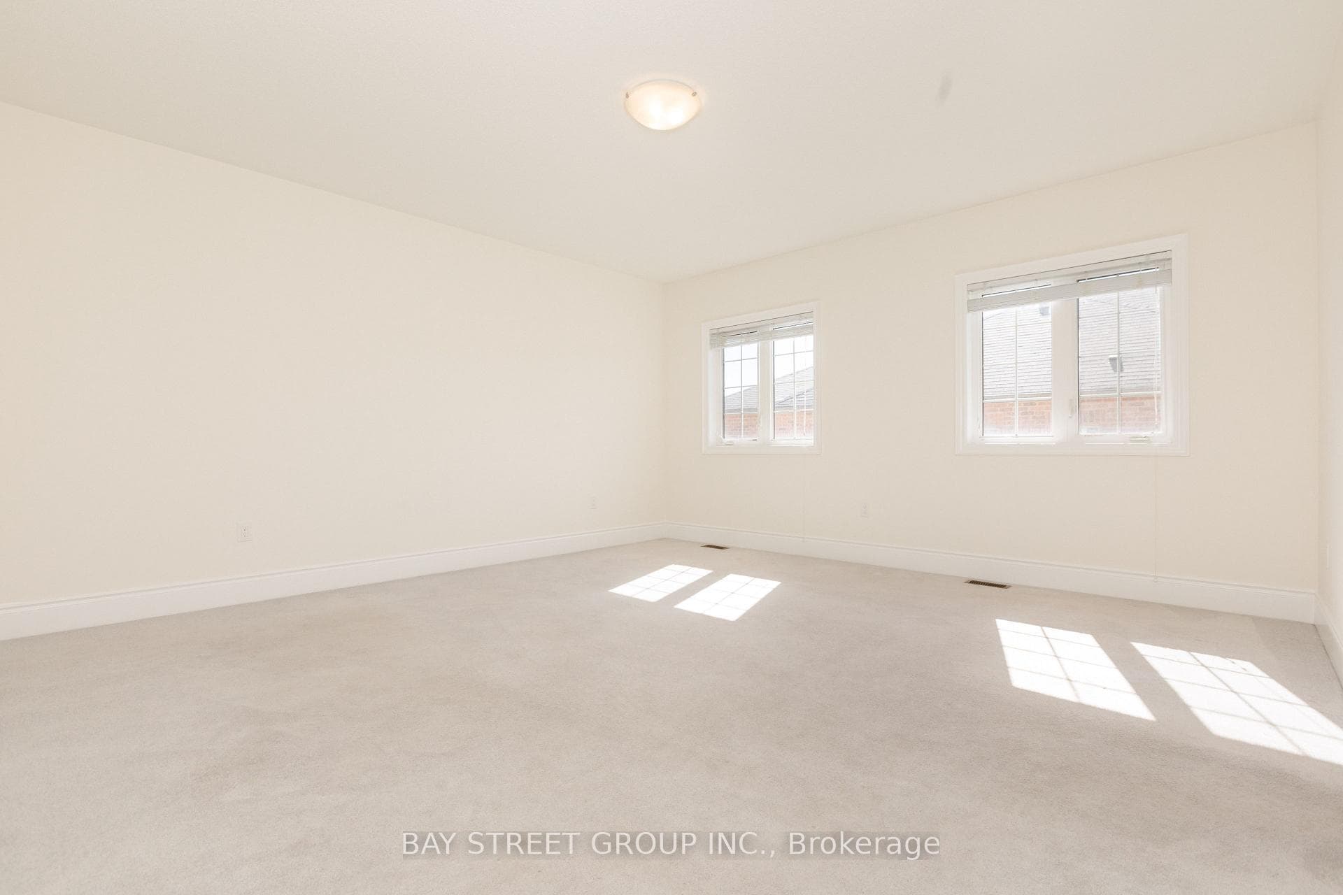 3127 Streamwood Pass - Detached photo 23 of 48 in Oakville, Ontario