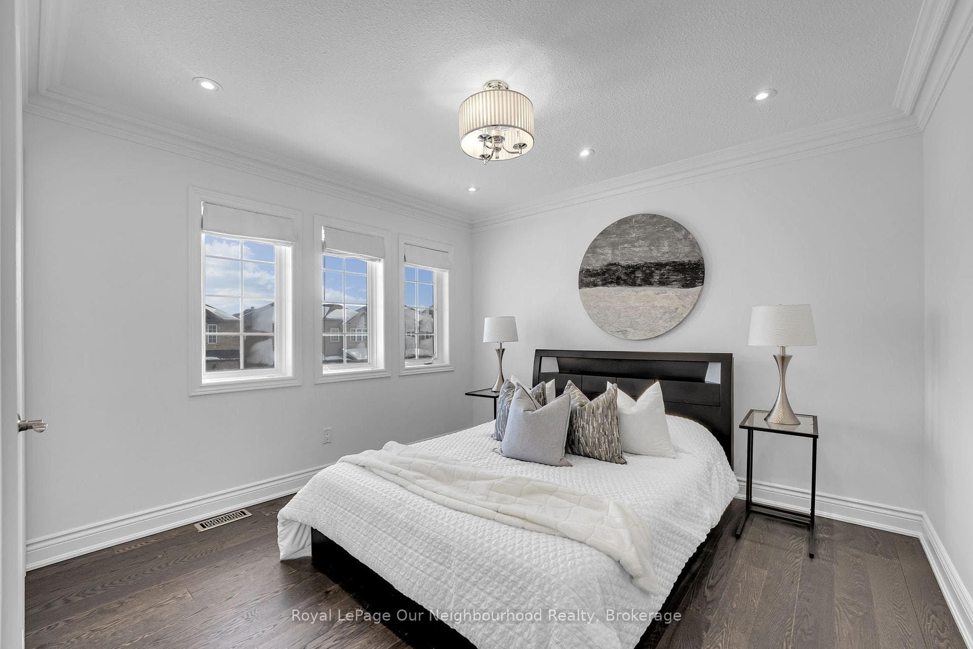 4689 Leanna Heights Road - Detached photo 23 of 39 in Burlington, Ontario