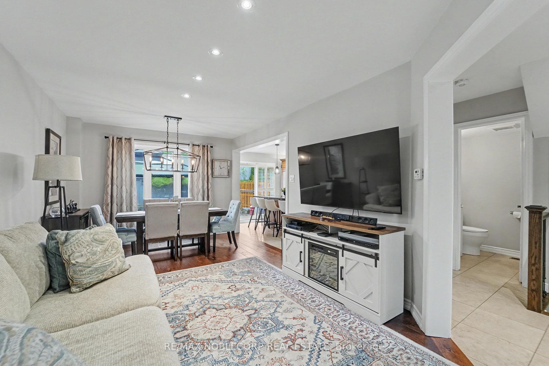 12 Waterbury Street - Detached photo 15 of 48 in Caledon, Ontario