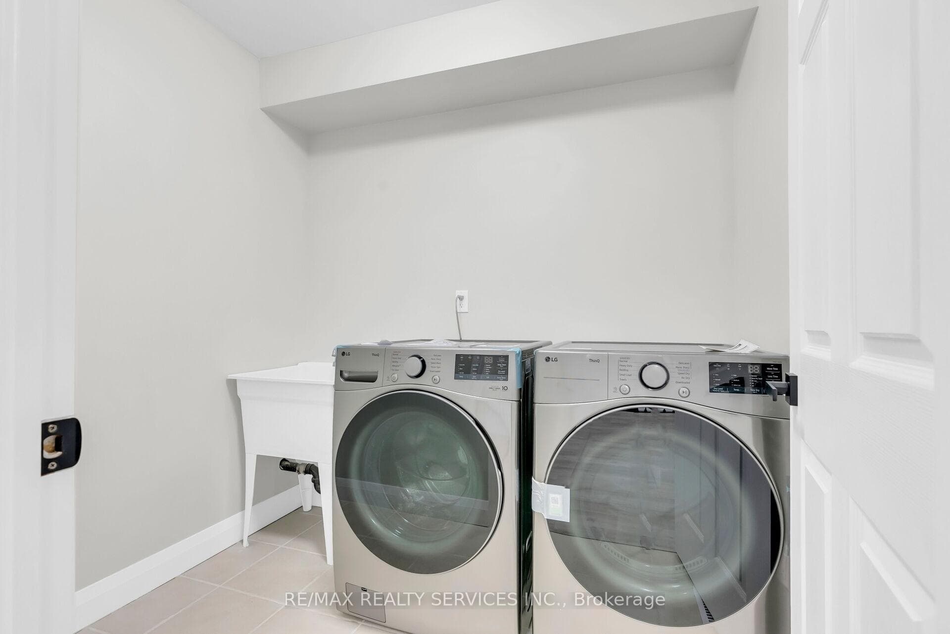5110 Fairview Street Unit 28 - Detached photo 6 of 28 in Burlington, Ontario