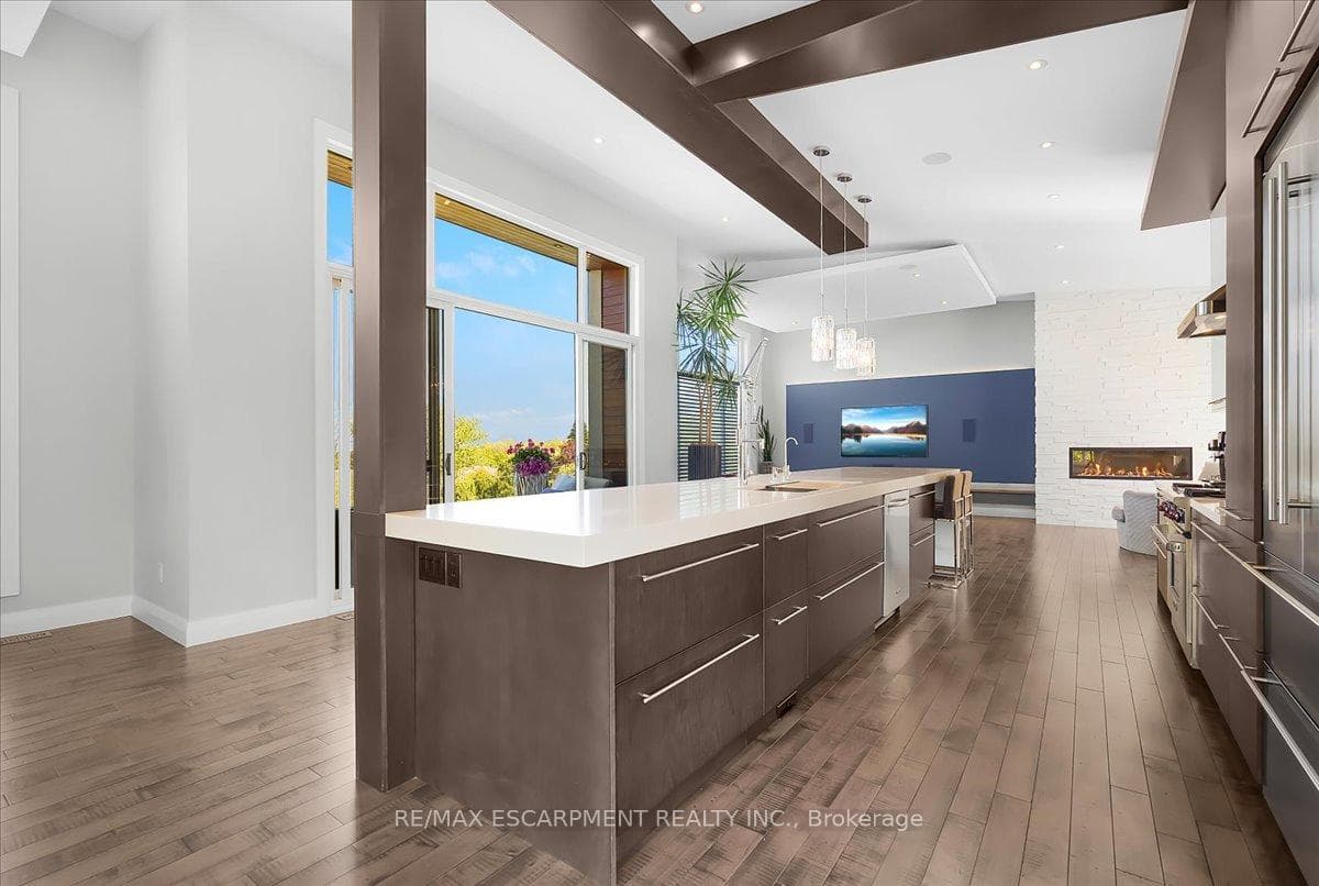 1309 Beaufort Drive - Detached photo 12 of 50 in Burlington, Ontario