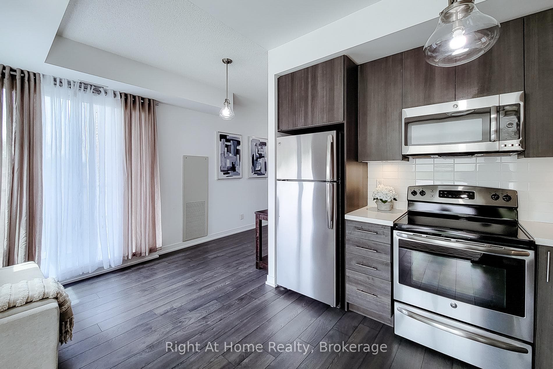 1284 Guelph Line Unit 318 - Condo photo 19 of 38 in Burlington, Ontario