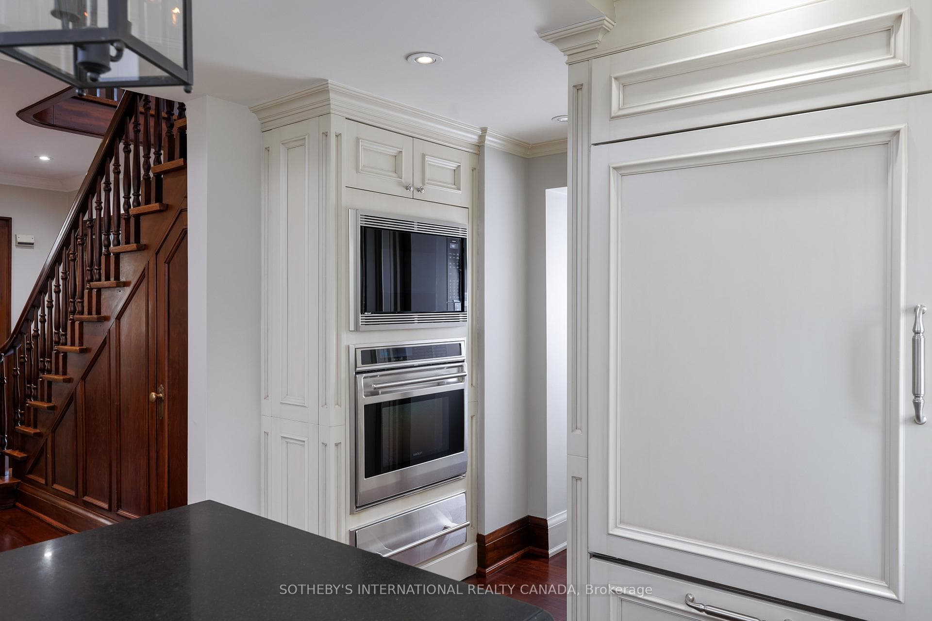 70 King Georges Road - Detached photo 14 of 50 in Etobicoke (Islington / Rexdale), Ontario