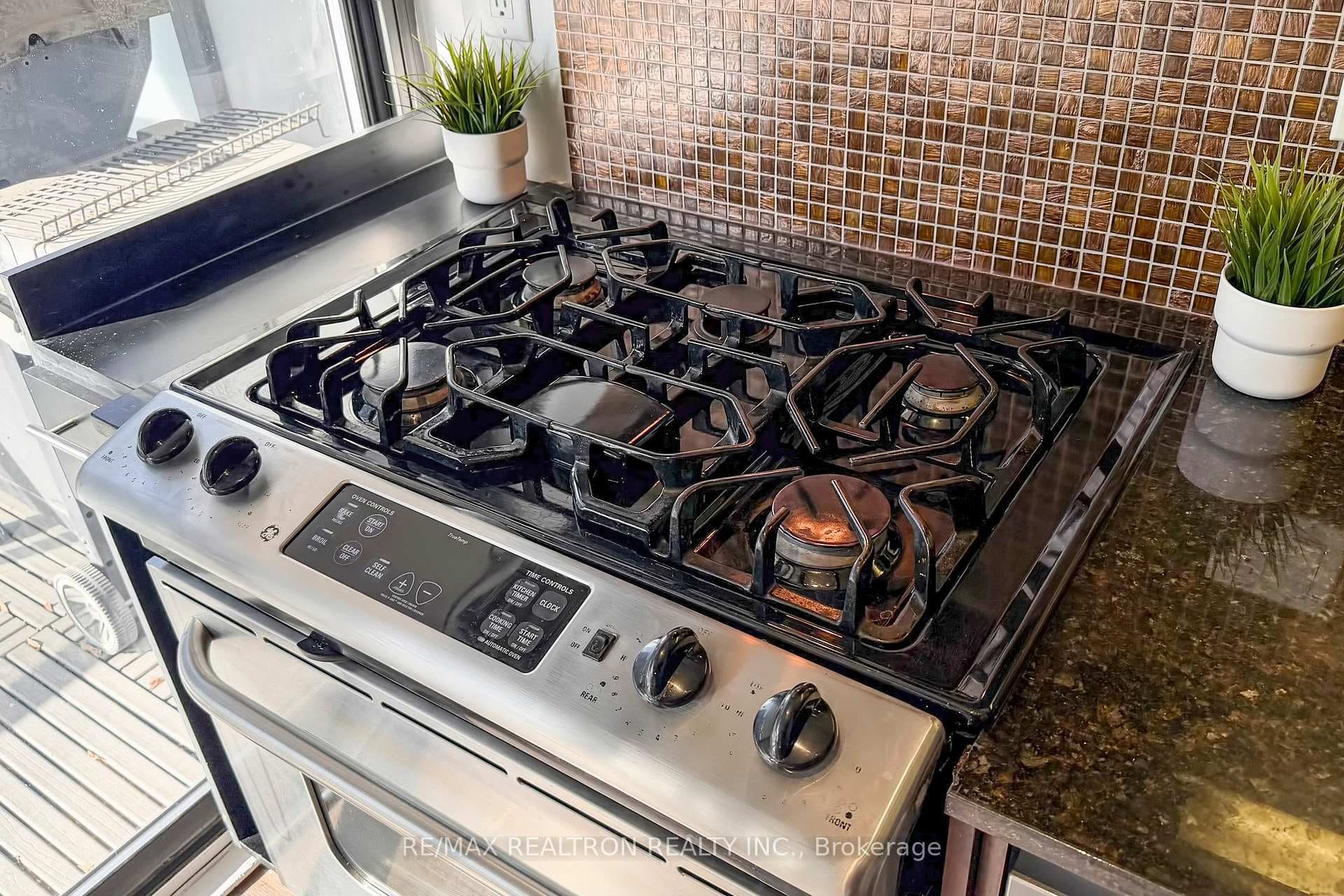 533 Richmond Street Unit 408 - Condo photo 12 of 23 in Downtown Toronto / Waterfront, Ontario