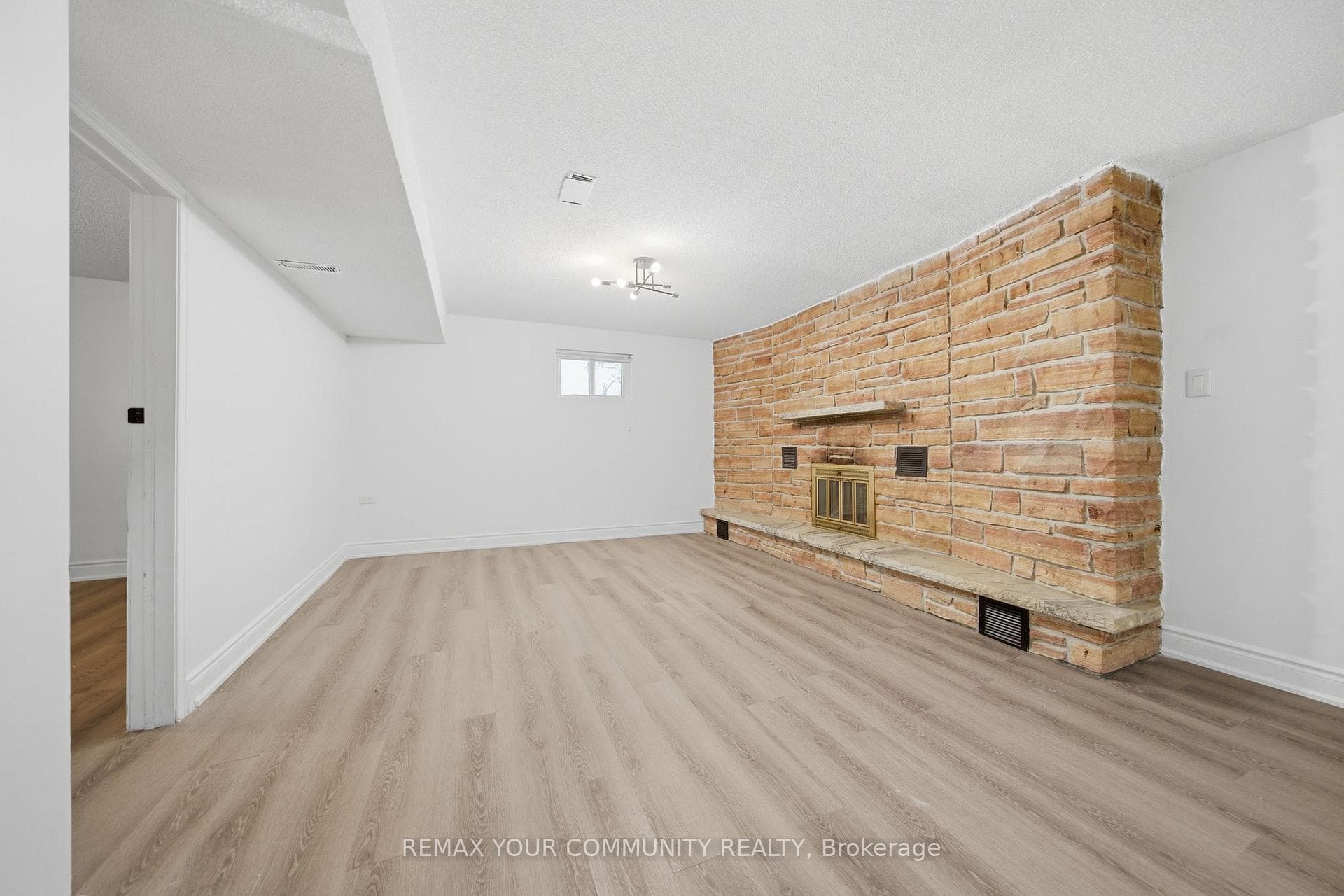 36 Roseville Drive Unit BSMT - Semi-Detached photo 10 of 23 in Brampton, Ontario