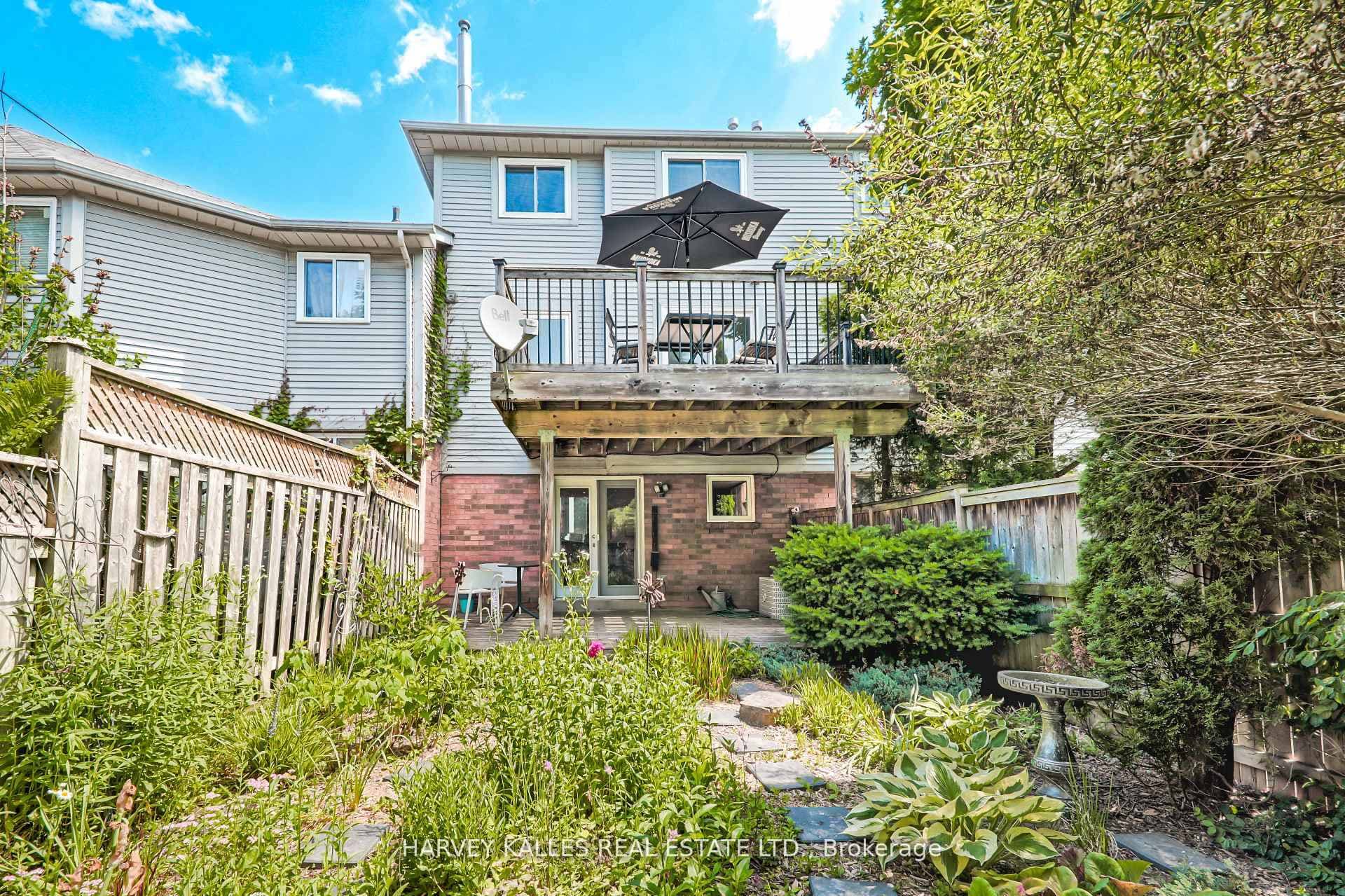 1050 Lindsay Drive - Townhouse photo 39 of 40 in Oakville, Ontario