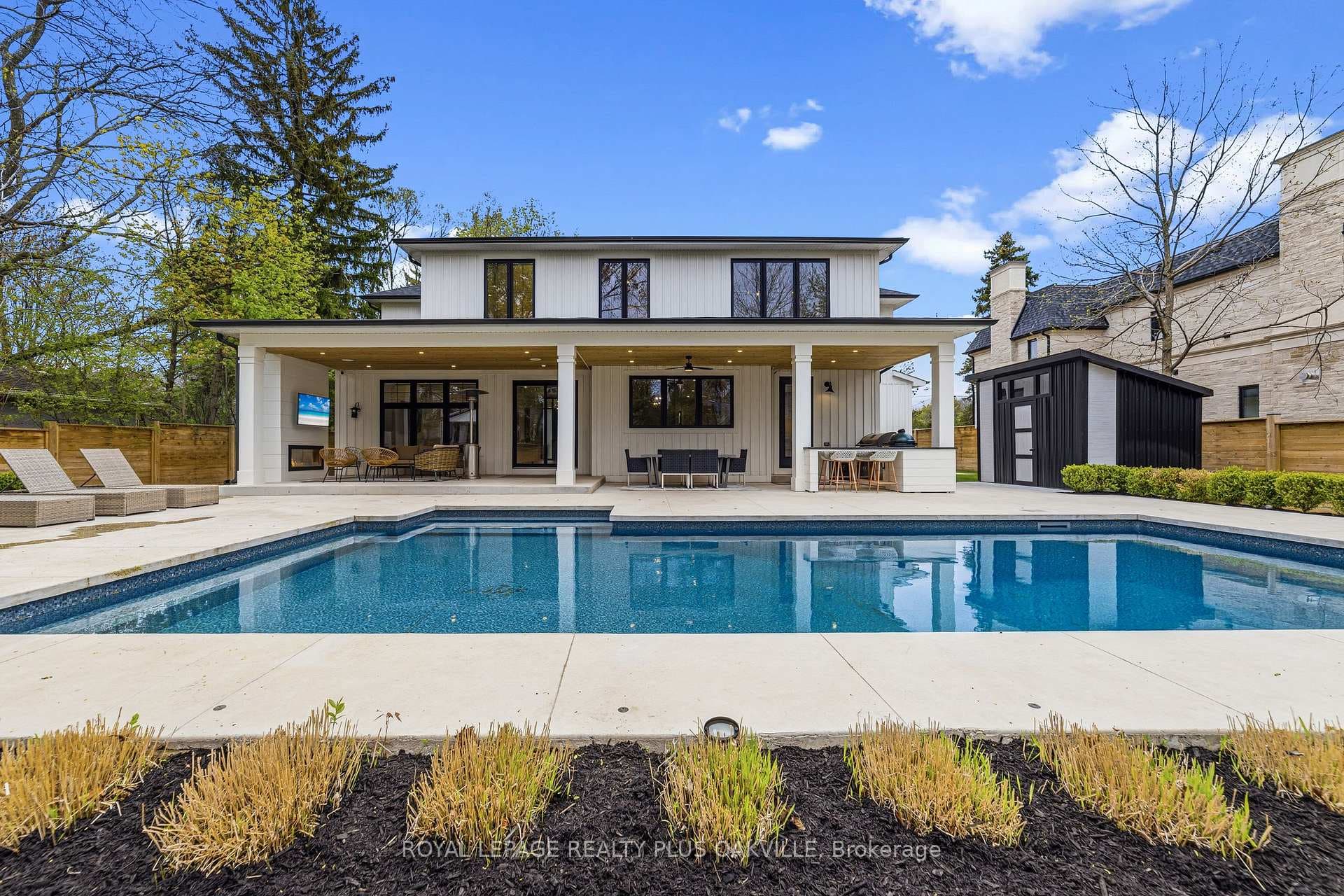 2057 Salvator Boulevard - Detached photo 44 of 50 in Oakville, Ontario