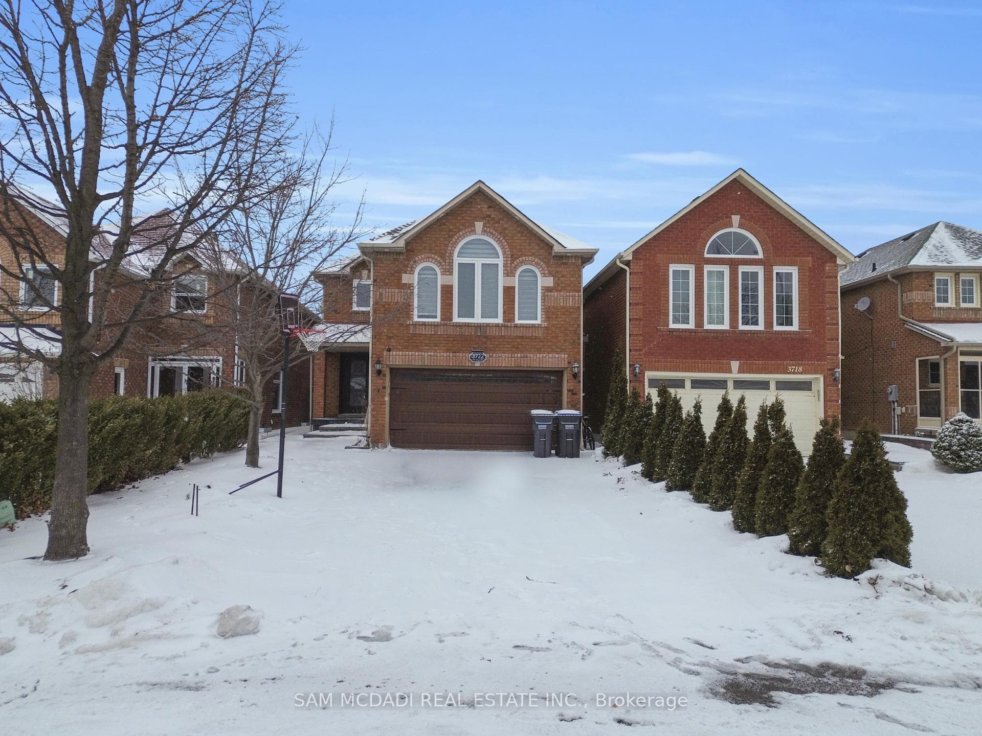 3722 Densbury Drive - home for sale in Mississauga, Ontario