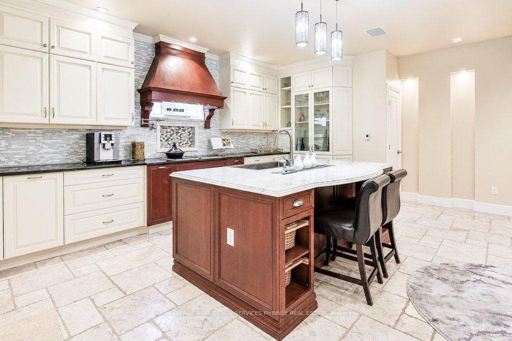 1188 Birchview Drive - Detached photo 29 of 45 in Mississauga, Ontario