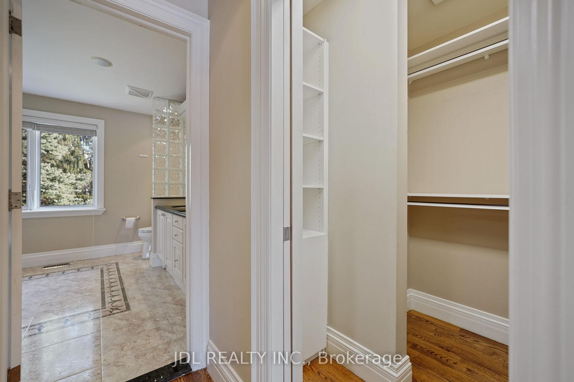 1283 Lindburgh Court - Detached photo 34 of 49 in Mississauga, Ontario