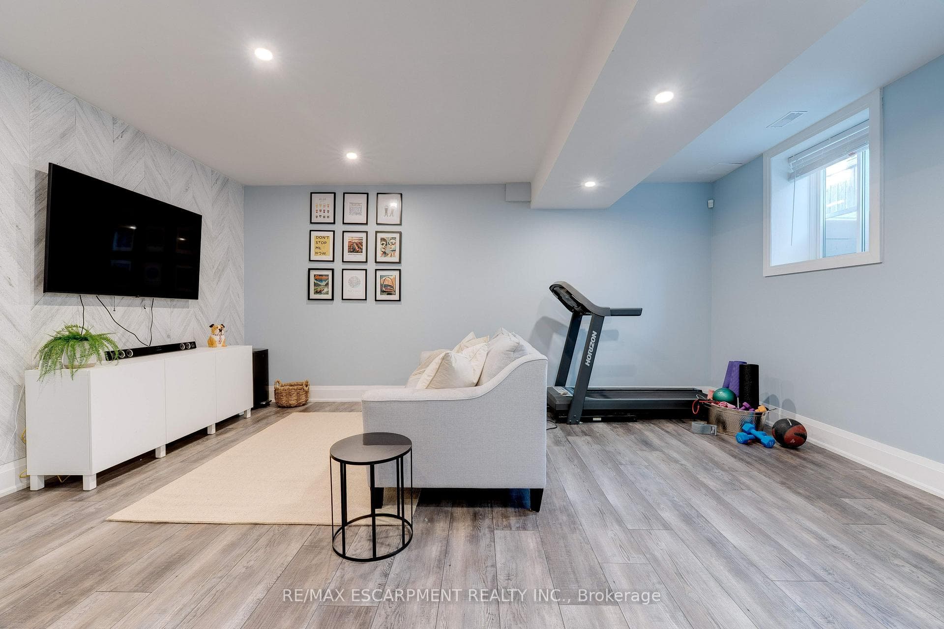 296 Kent Crescent - Multi-Family photo 24 of 50 in Burlington, Ontario