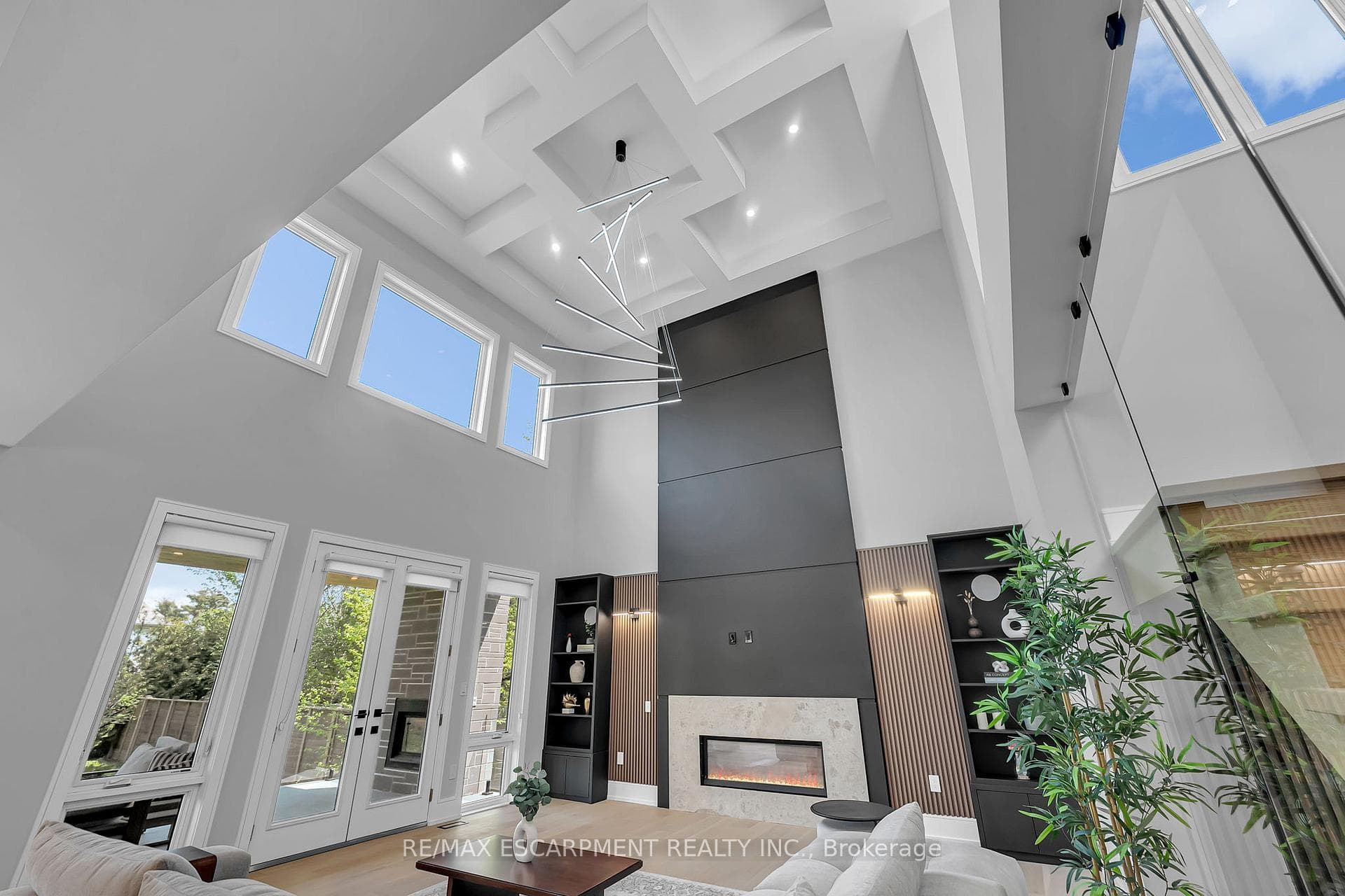 221 Morden Road - Detached photo 22 of 49 in Oakville, Ontario