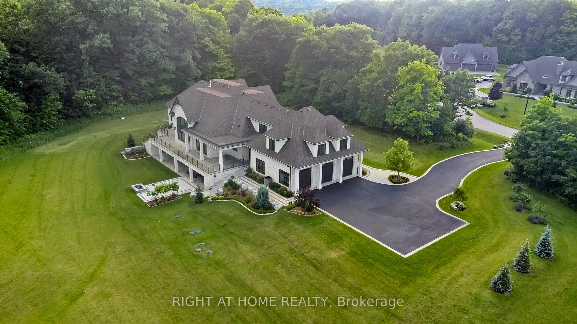2606 Harvestmoon Lane - Detached photo 1 of 50 in Burlington, Ontario