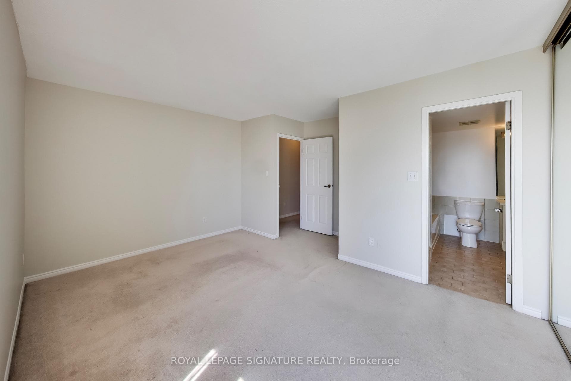 25 The Esplanade N/A Unit 2313 - Condo photo 18 of 32 in Regent Park / Cabbagetown / St. James Town, Ontario