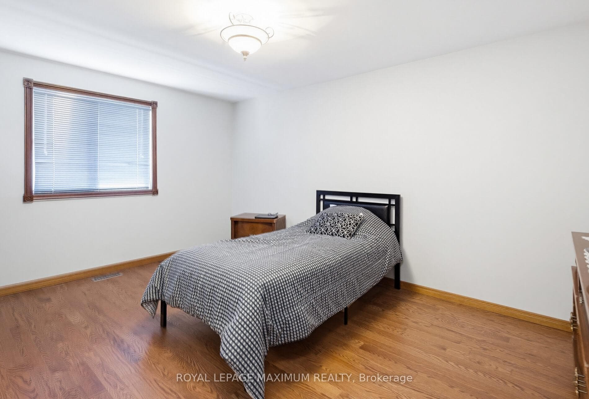124 Nortonville Drive - Detached photo 25 of 47 in Scarborough Village / Eglinton East, Ontario