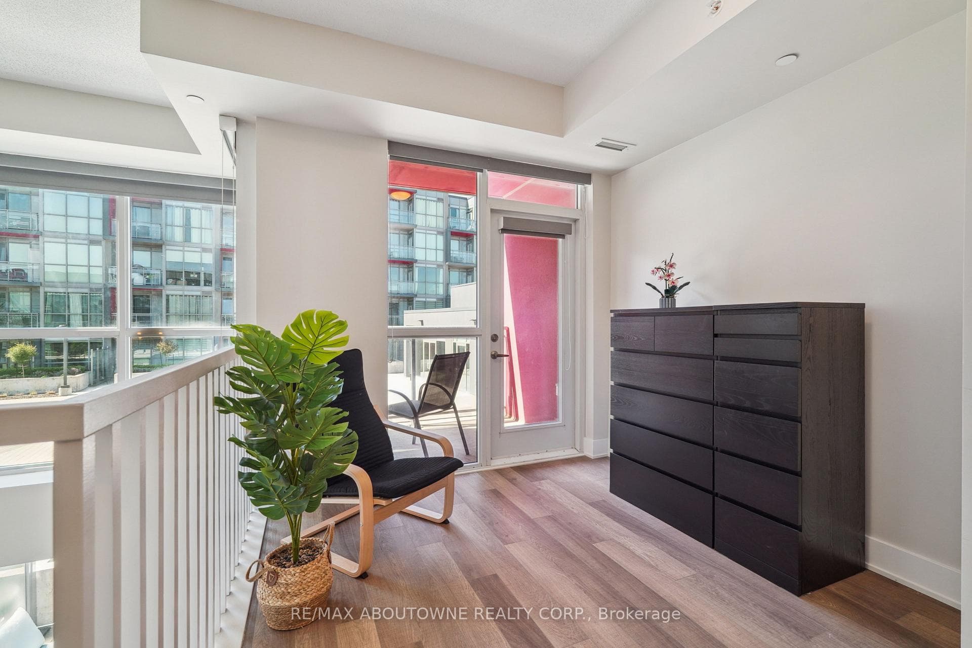 5260 Dundas Street Unit C204 - Condo photo 20 of 32 in Burlington, Ontario
