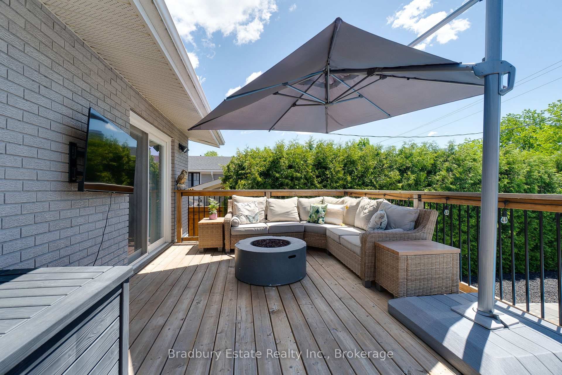 498 Wicklow Road - Detached photo 29 of 39 in Burlington, Ontario