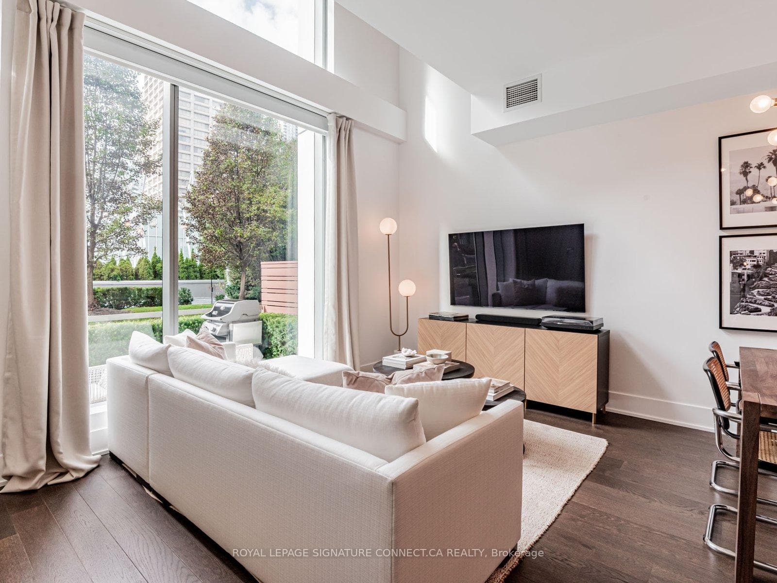 39 Queens Quay Unit TH132 - Condo photo 17 of 35 in Regent Park / Cabbagetown / St. James Town, Ontario