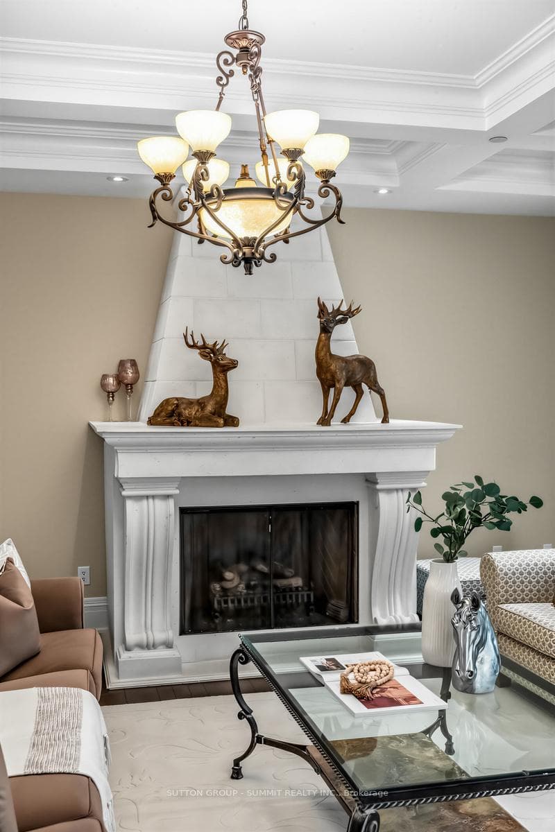 217 Eastcourt Road - Detached photo 15 of 47 in Oakville, Ontario