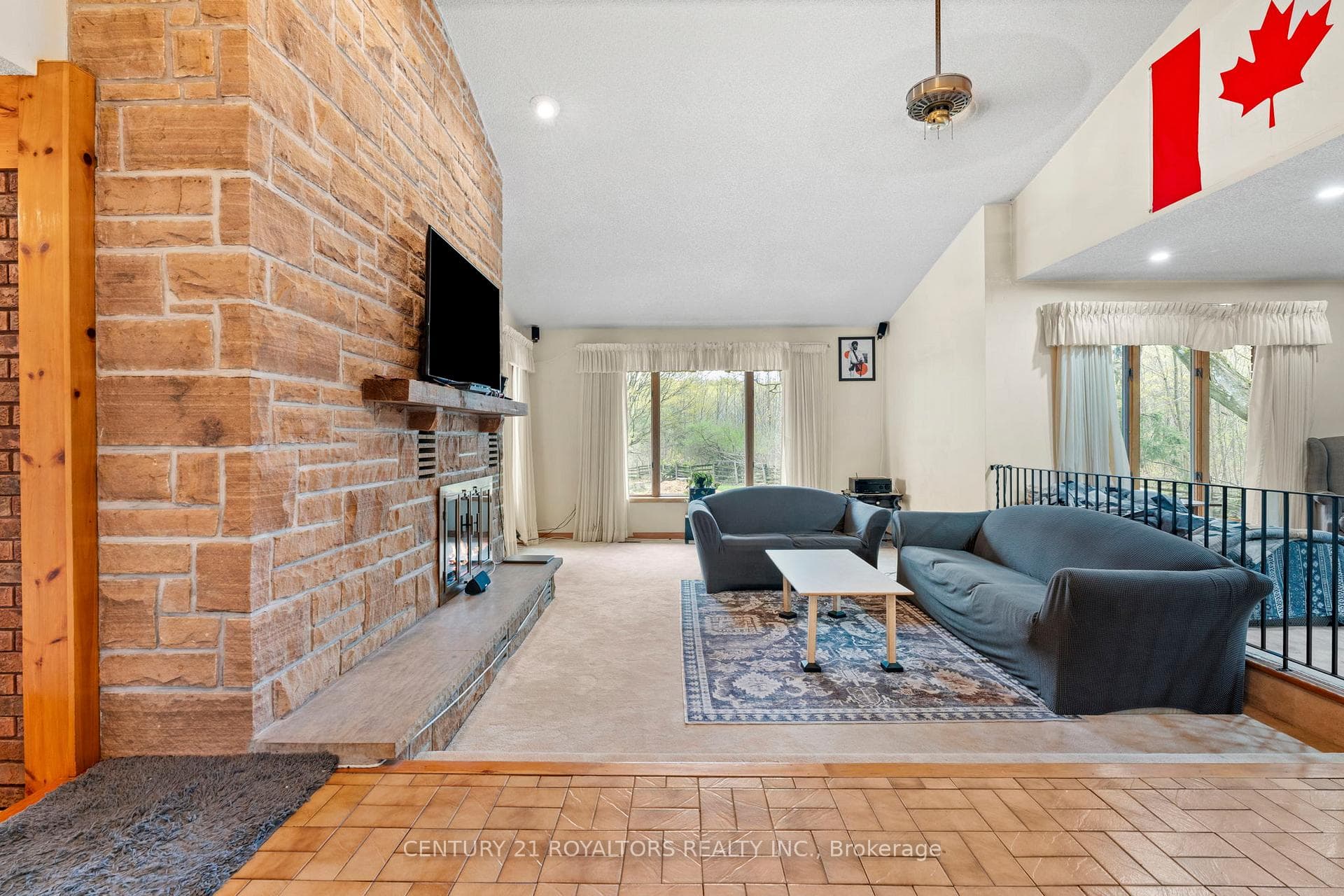 17940 Airport Road - Detached photo 8 of 42 in Caledon, Ontario